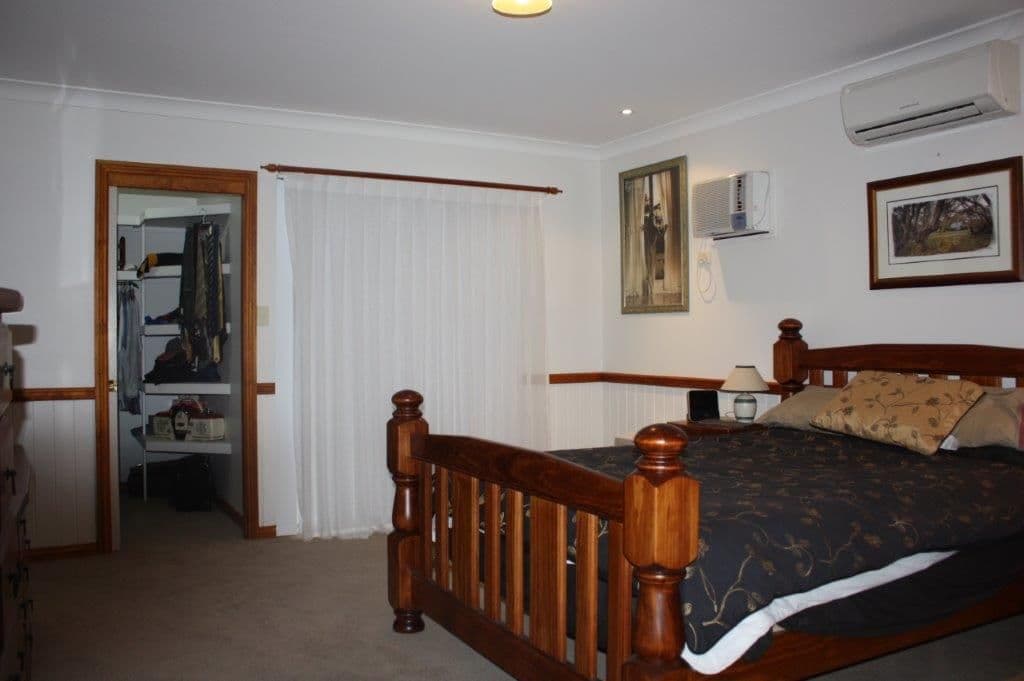 28 Russ Layton Drive, Emerald QLD 4720, Emerald - Thumbnail 7