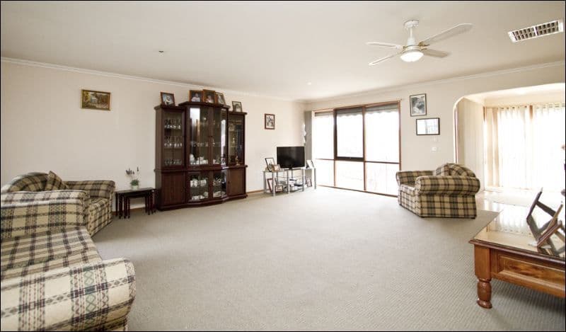 36 Binnak Drive, WATSONIA NORTH VIC 3087, Watsonia North - Thumbnail 4