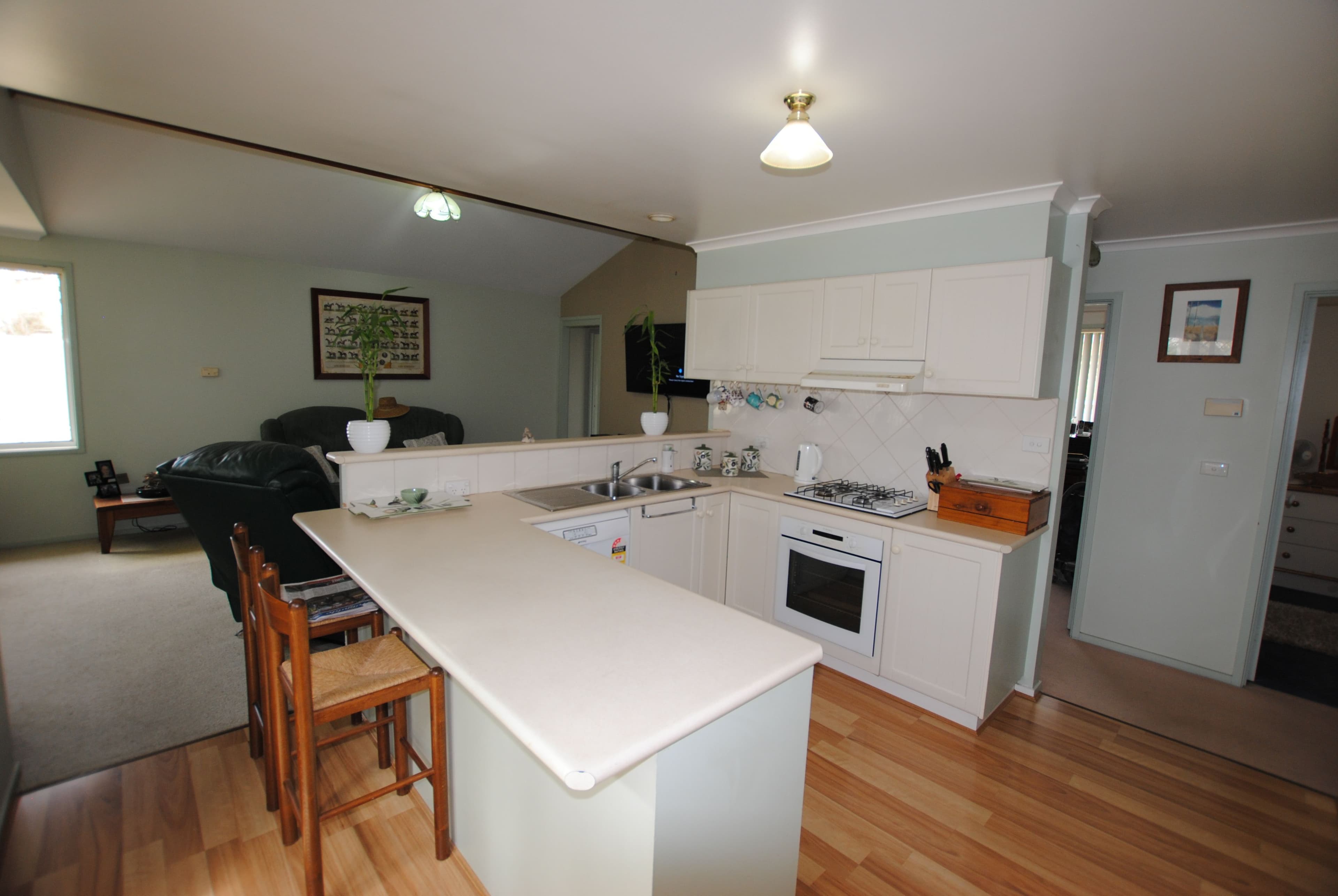 4 Fonte Place, Griffith - Thumbnail 3
