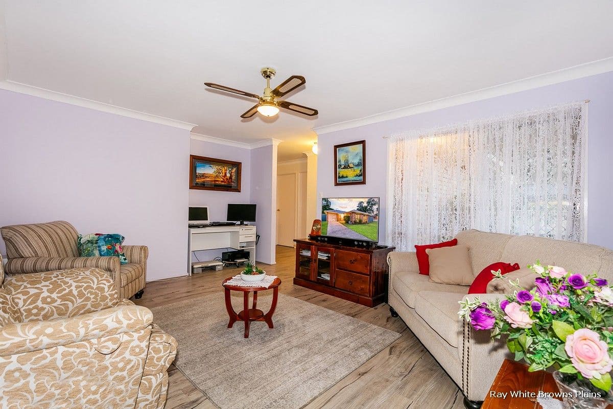 1 Cyril Court, Hillcrest QLD 4118, Hillcrest - Thumbnail 2