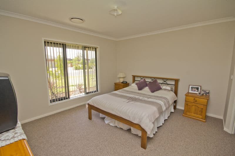4  Zappacosta Crescent, YOOGALI NSW 2680, Yoogali - Thumbnail 8