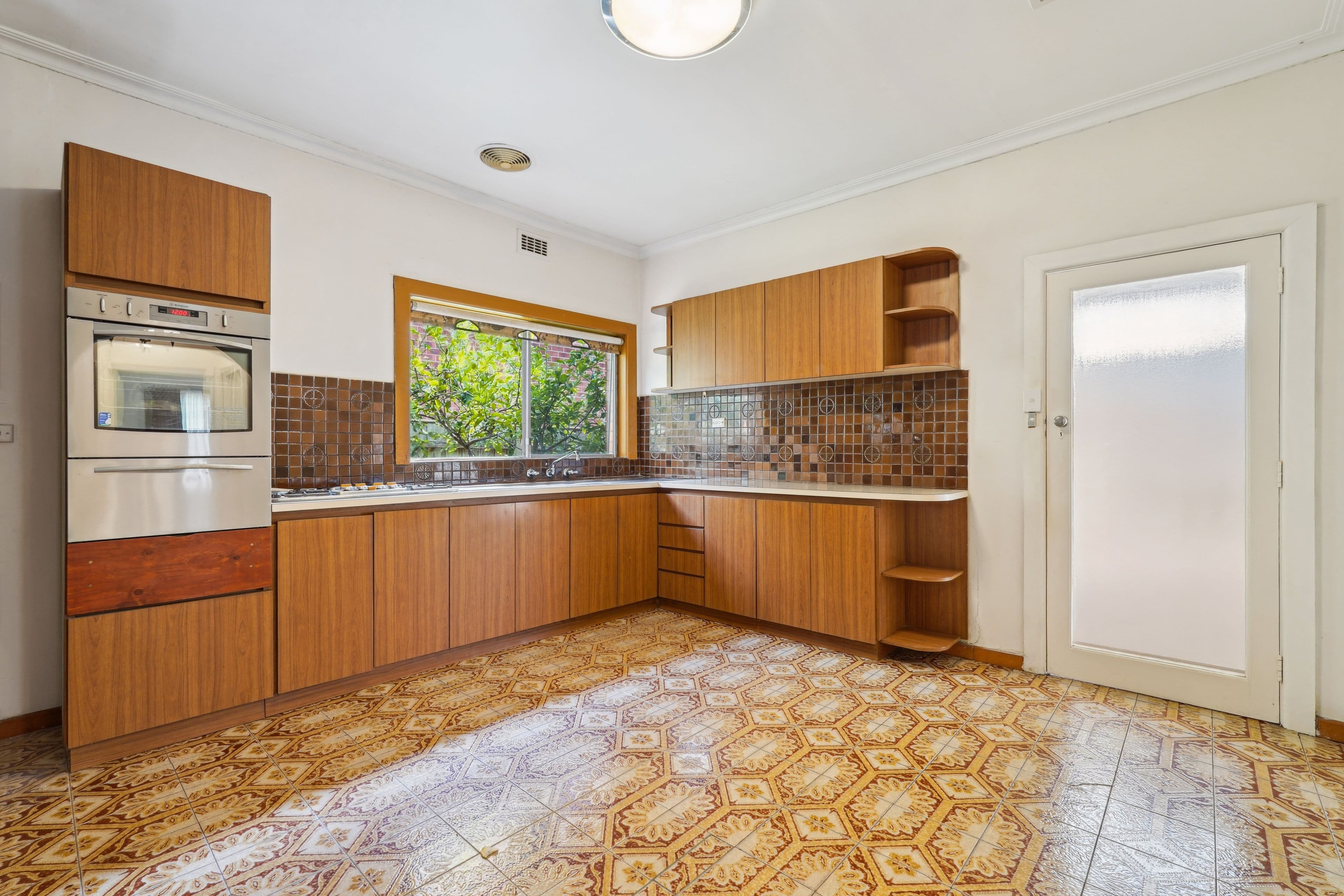 16 Carr Street, Coburg North VIC 3058, Coburg North - Thumbnail 3