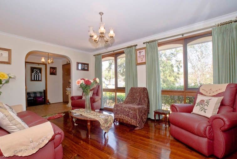 34 Shirley Street, MOOROOLBARK VIC 3138, Mooroolbark - Thumbnail 2