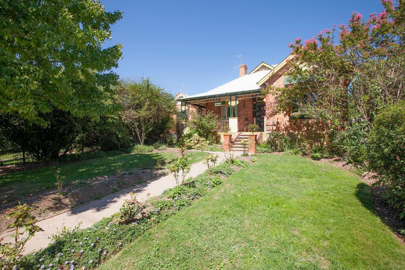 140 Clinton Street, GOULBURN NSW 2580, Goulburn - Image 1