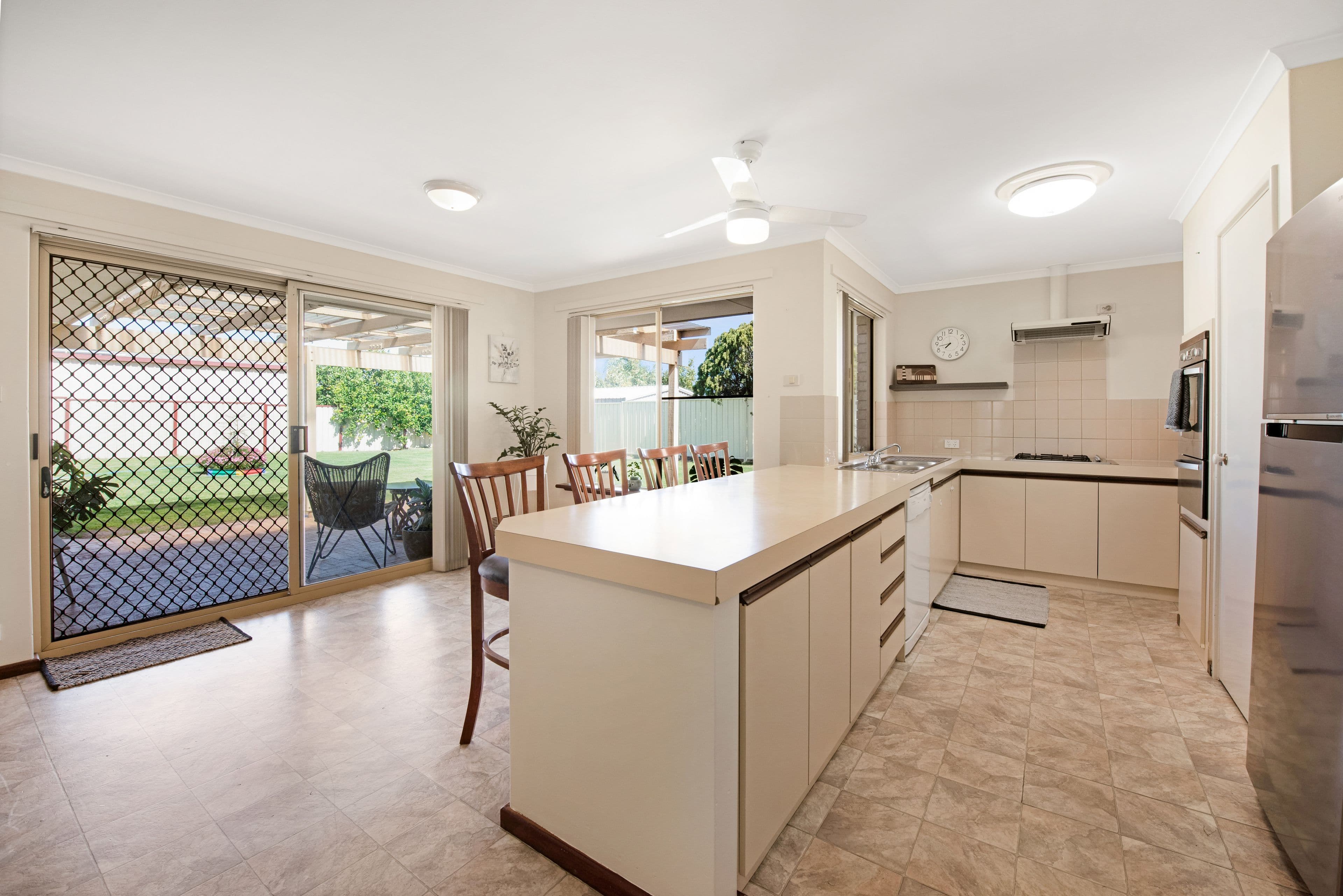 69 Tallarook Way, Waggrakine WA 6530, Waggrakine - Thumbnail 3