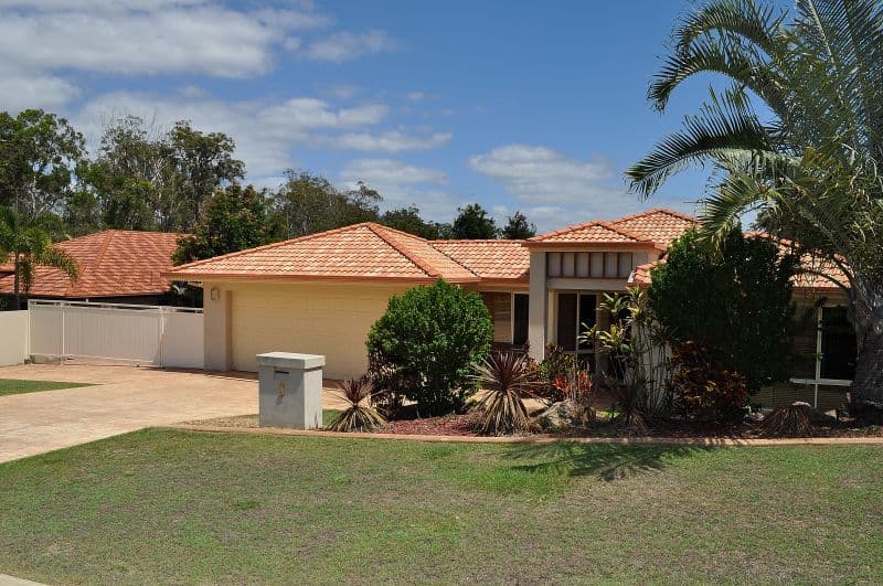 3 Blackfen Court, ARUNDEL QLD 4214, Arundel - Image 1