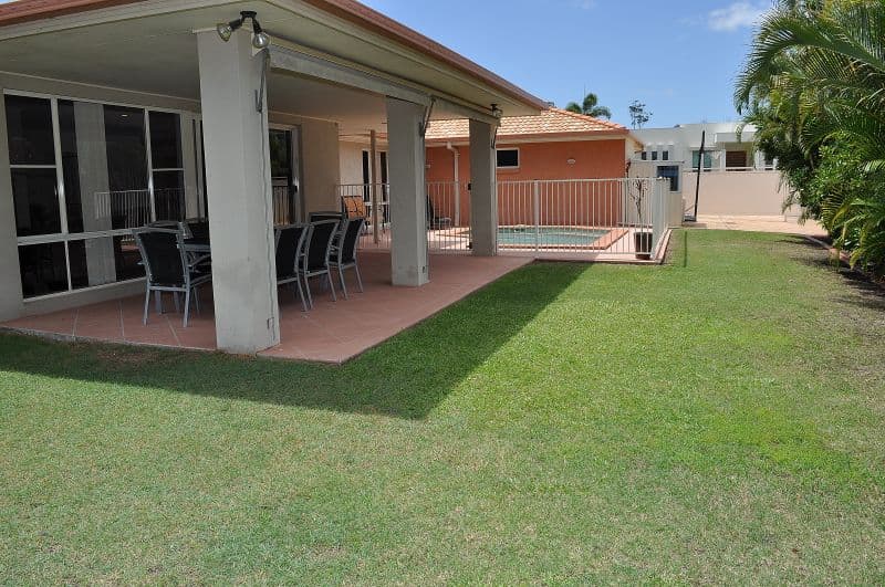 3 Blackfen Court, ARUNDEL QLD 4214, Arundel - Thumbnail 4