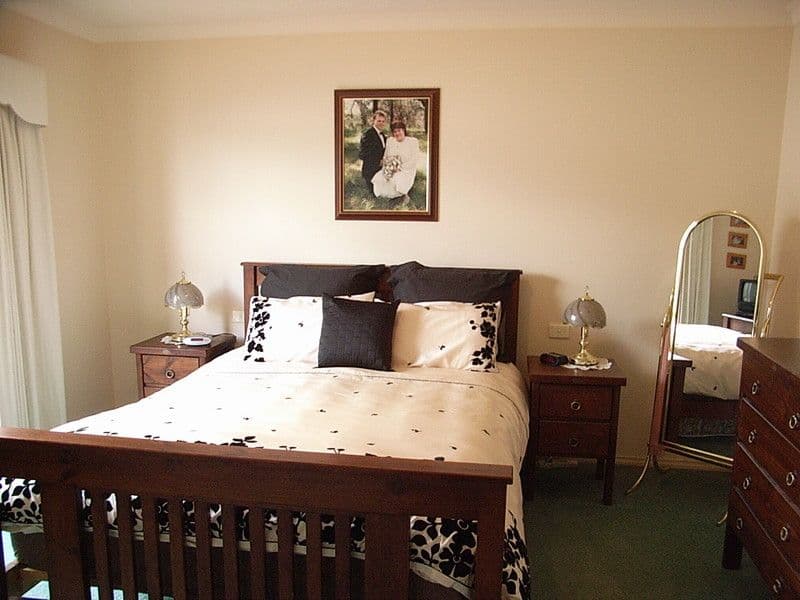 8 Victoria Place, ECHUCA VIC 3564, Echuca - Thumbnail 4