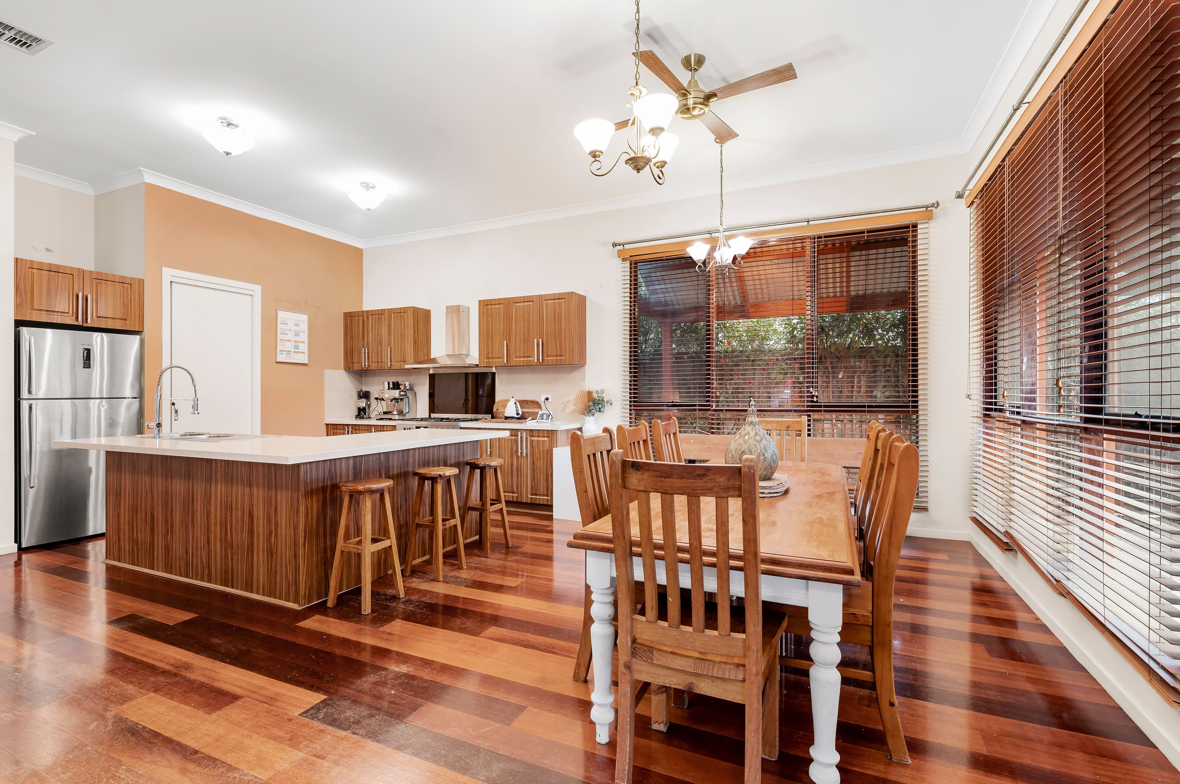 10 Shelduck Street, South Morang VIC 3752, South Morang - Thumbnail 3