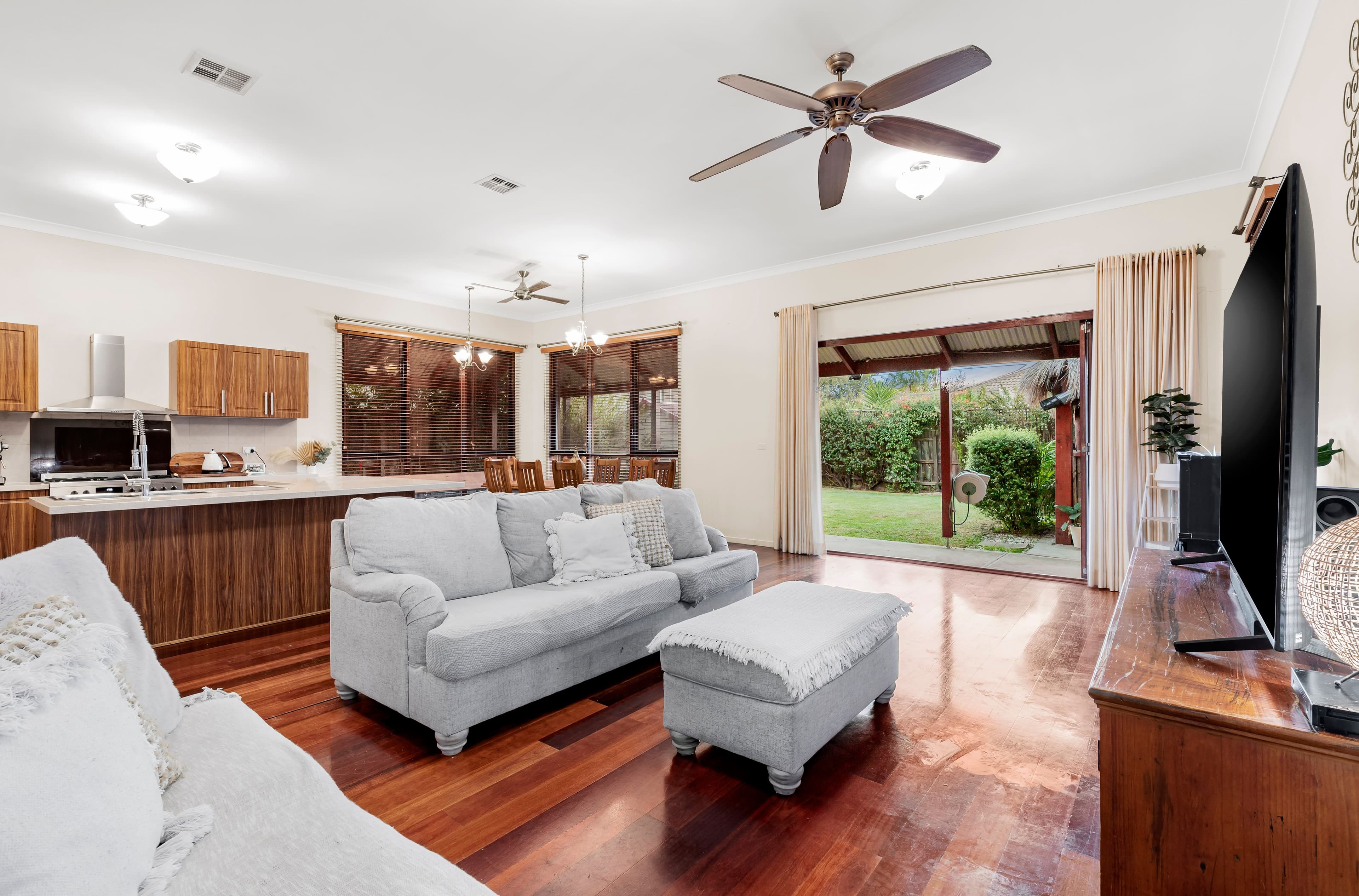 10 Shelduck Street, South Morang VIC 3752, South Morang - Thumbnail 4