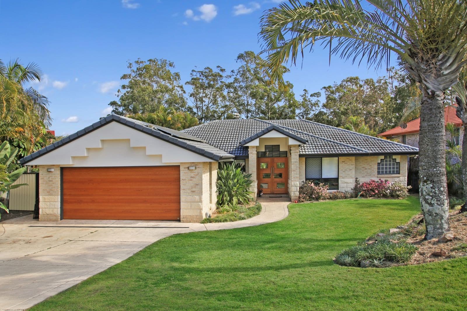 4 Greg Norman Crescent, Parkwood QLD 4214, Parkwood - Thumbnail 2