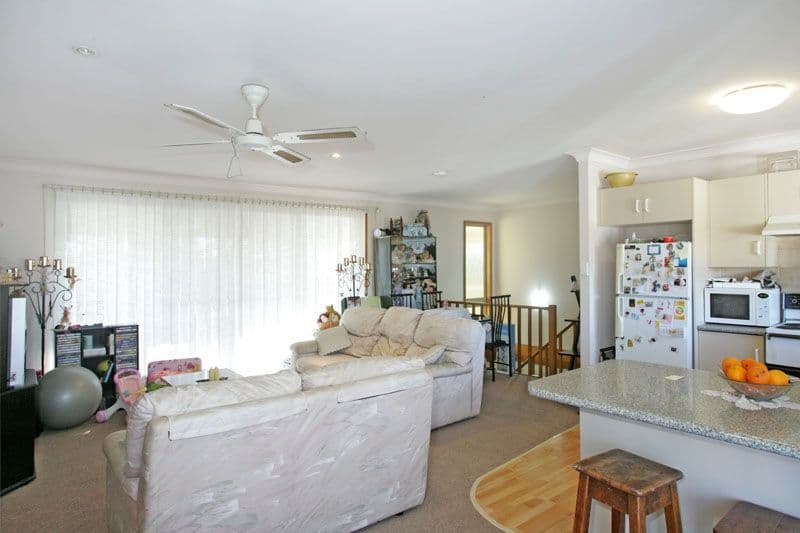 20 Railway Terrace, Crows Nest, QLD, 4355, Crows Nest - Thumbnail 2