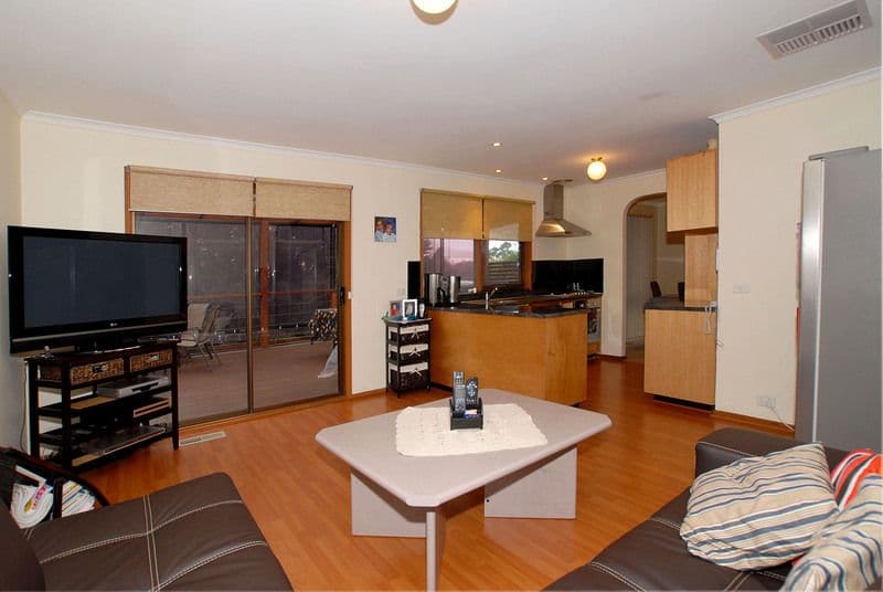 26 Ballymore Court, FRANKSTON VIC 3199, Frankston - Thumbnail 2