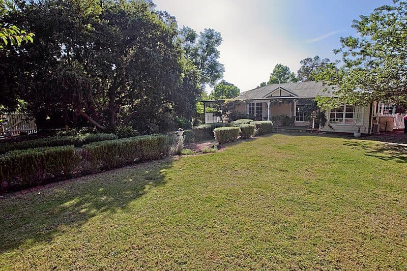 6 Parke Road, GOOSEBERRY HILL WA 6076, Gooseberry Hill - Thumbnail 2
