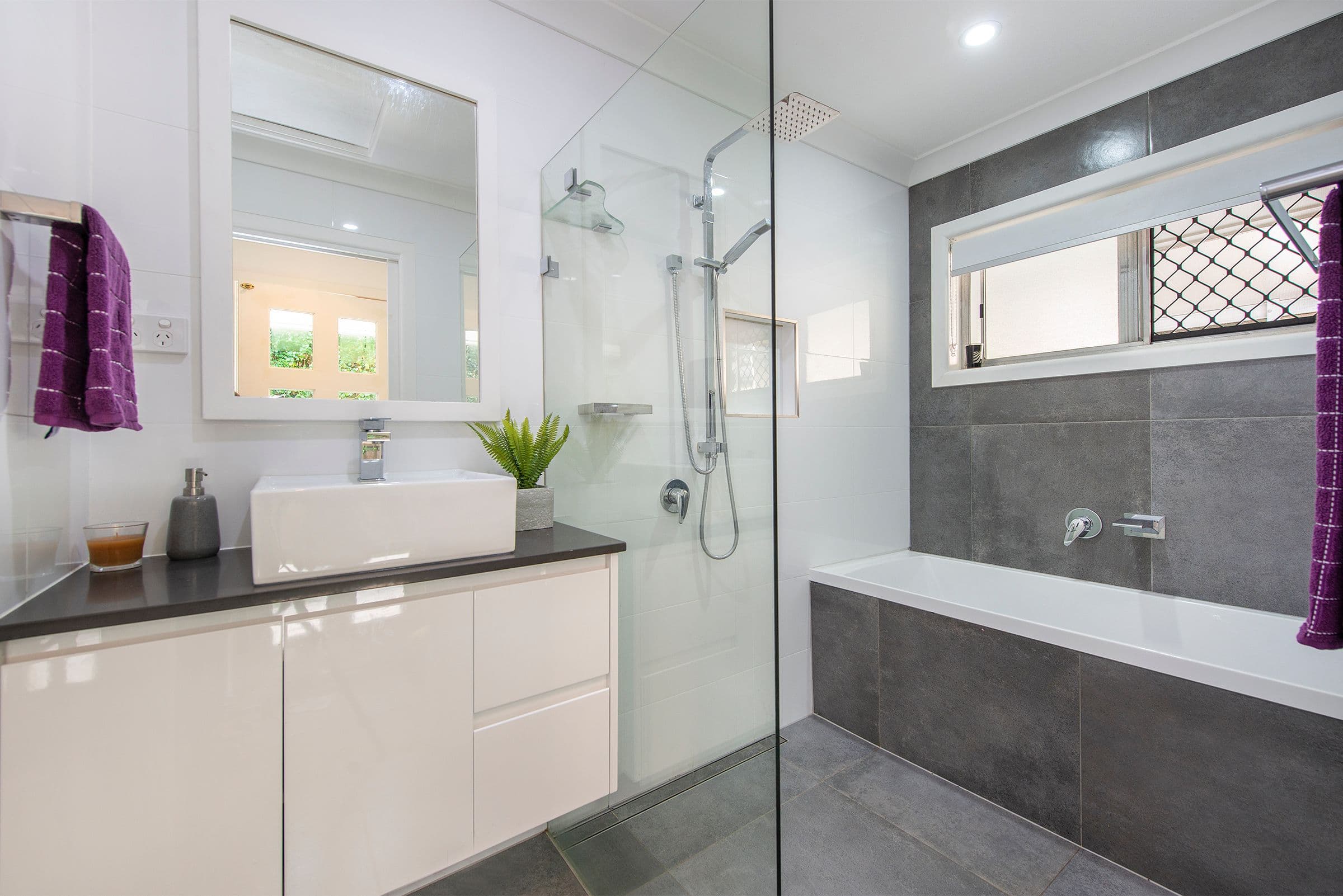 22 Veronica Avenue, Daisy Hill QLD 4127, Daisy Hill - Thumbnail 4