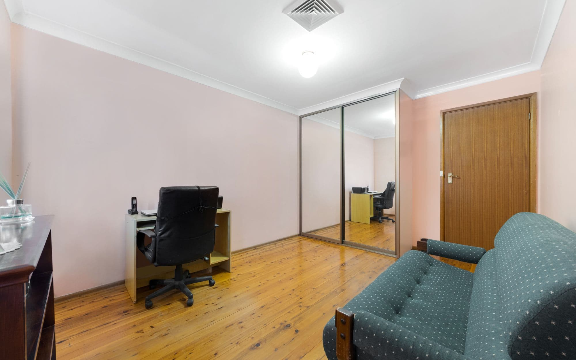 8 Treelands Avenue, Ingleburn NSW 2565, Ingleburn - Thumbnail 6