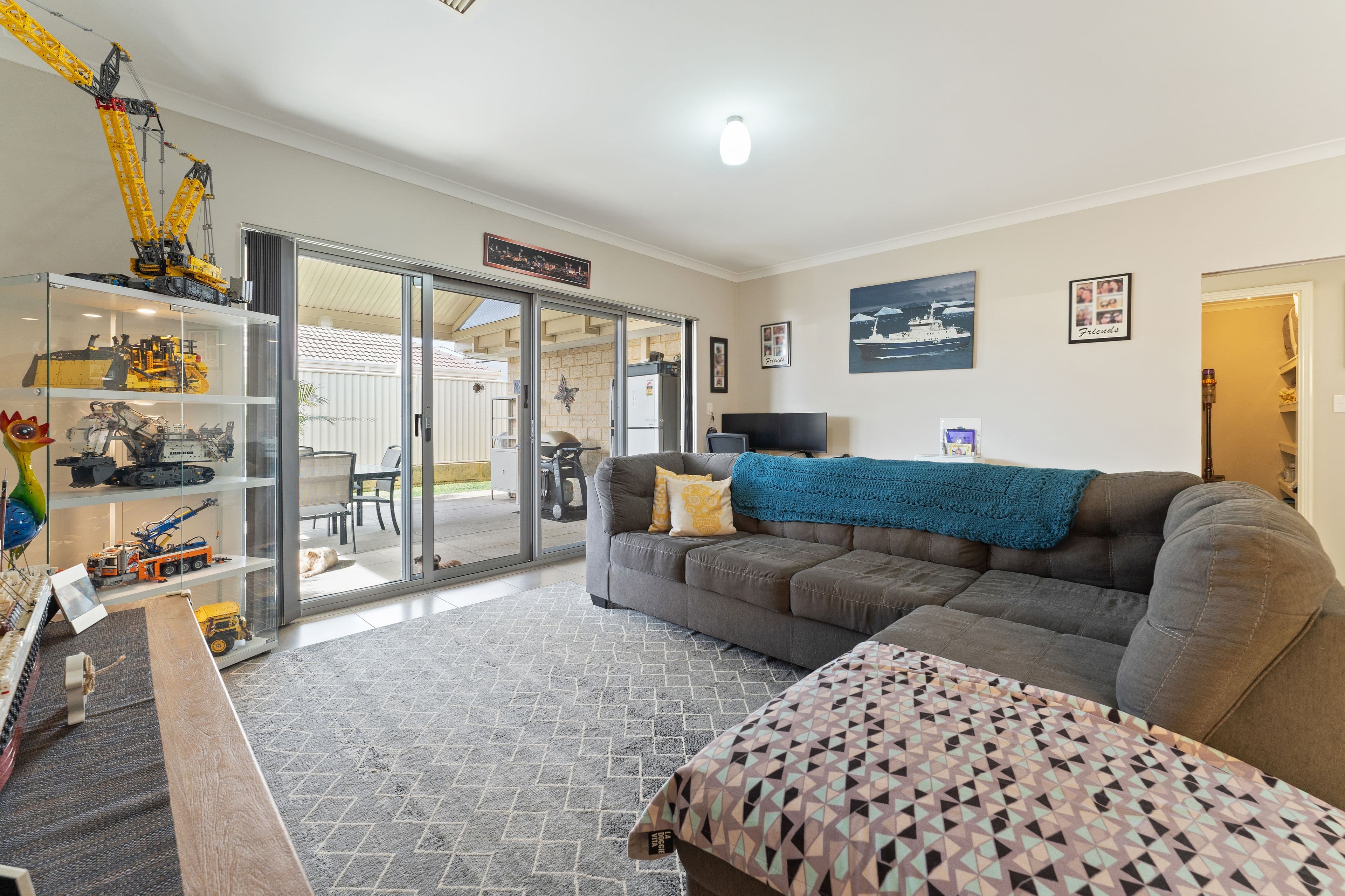 24 Whipbird Street, Baldivis WA 6171, Baldivis - Thumbnail 3