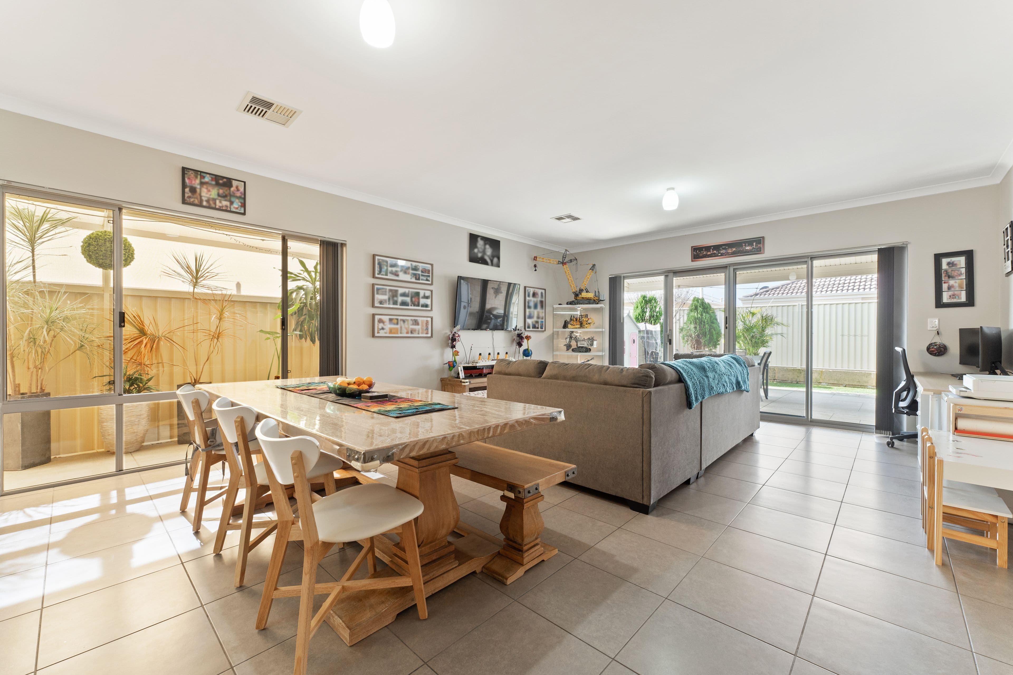 24 Whipbird Street, Baldivis WA 6171, Baldivis - Thumbnail 7