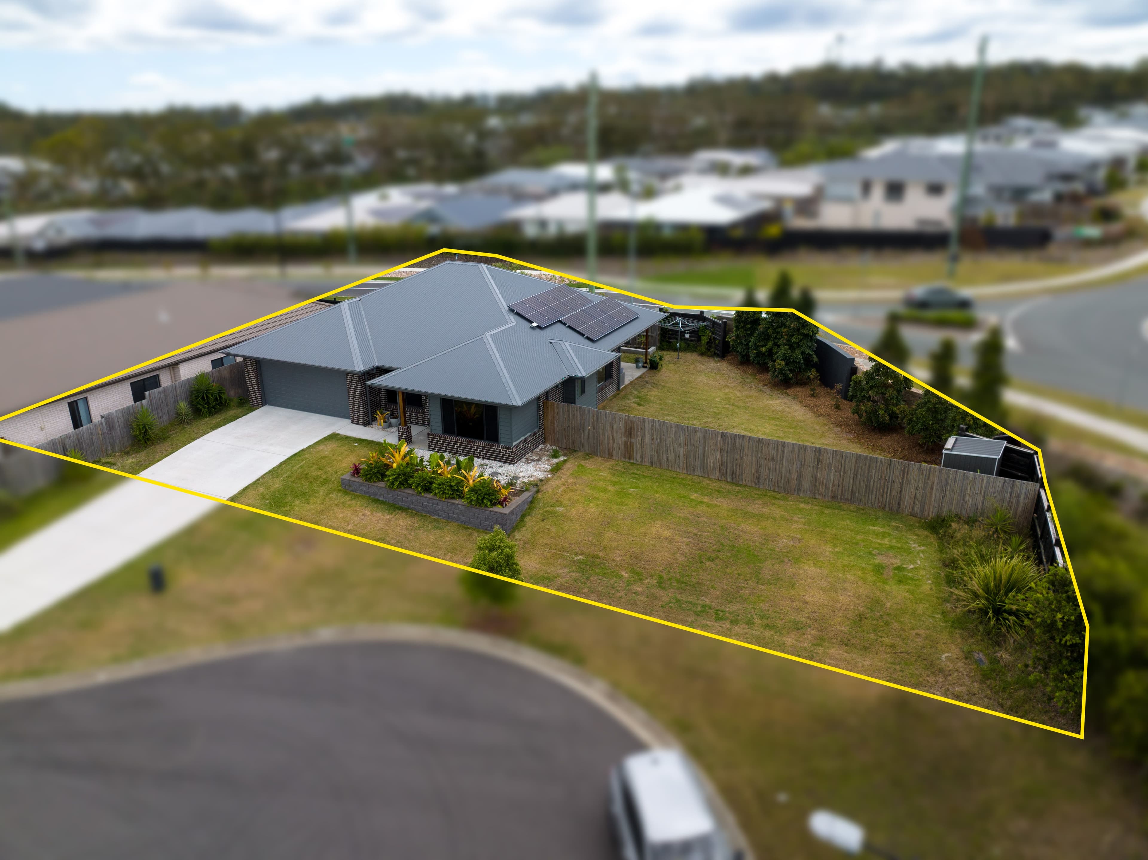 52 Goshawk Court, Bahrs Scrub QLD 4207, Bahrs Scrub - Image 1