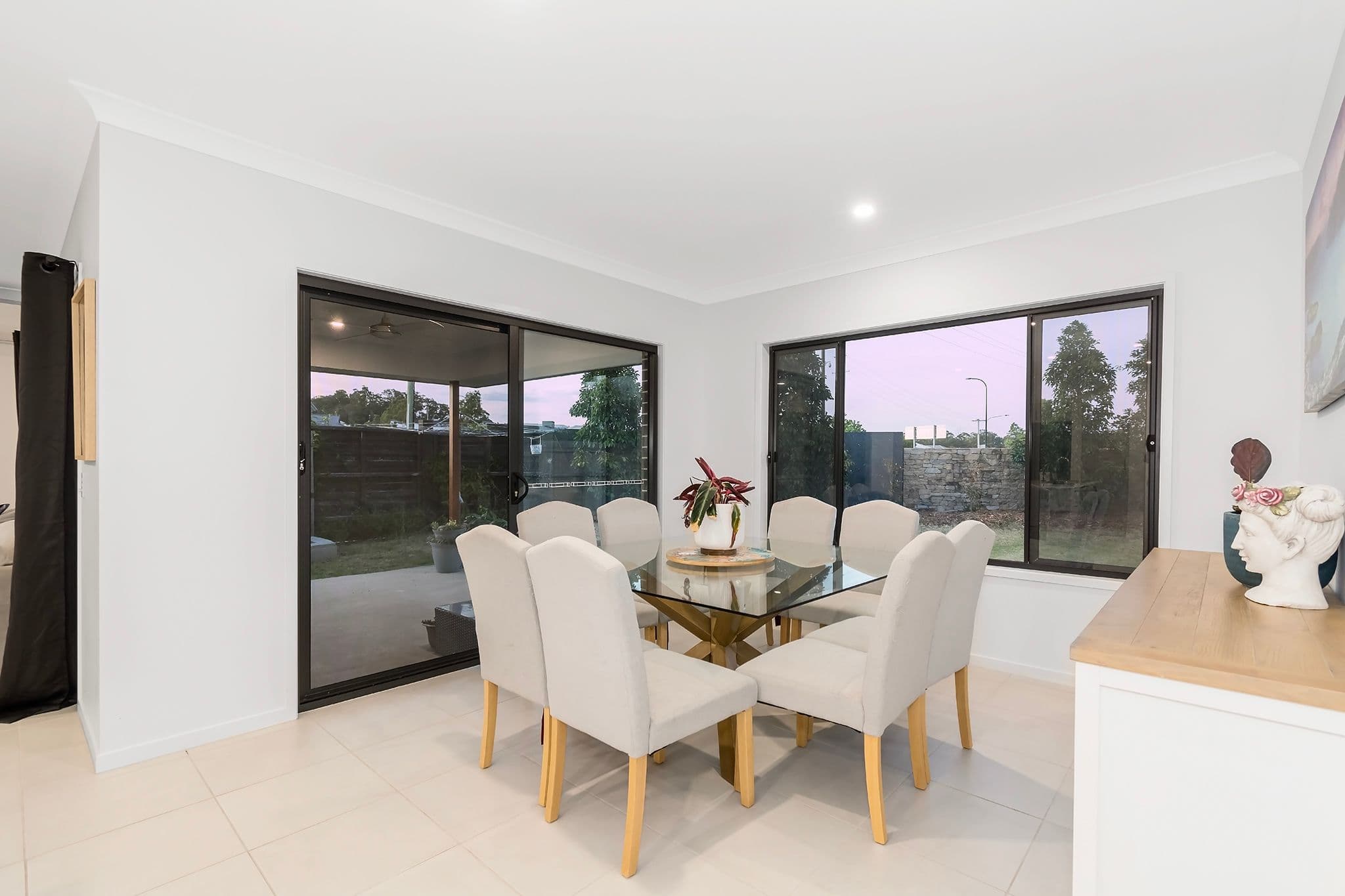 52 Goshawk Court, Bahrs Scrub QLD 4207, Bahrs Scrub - Thumbnail 5