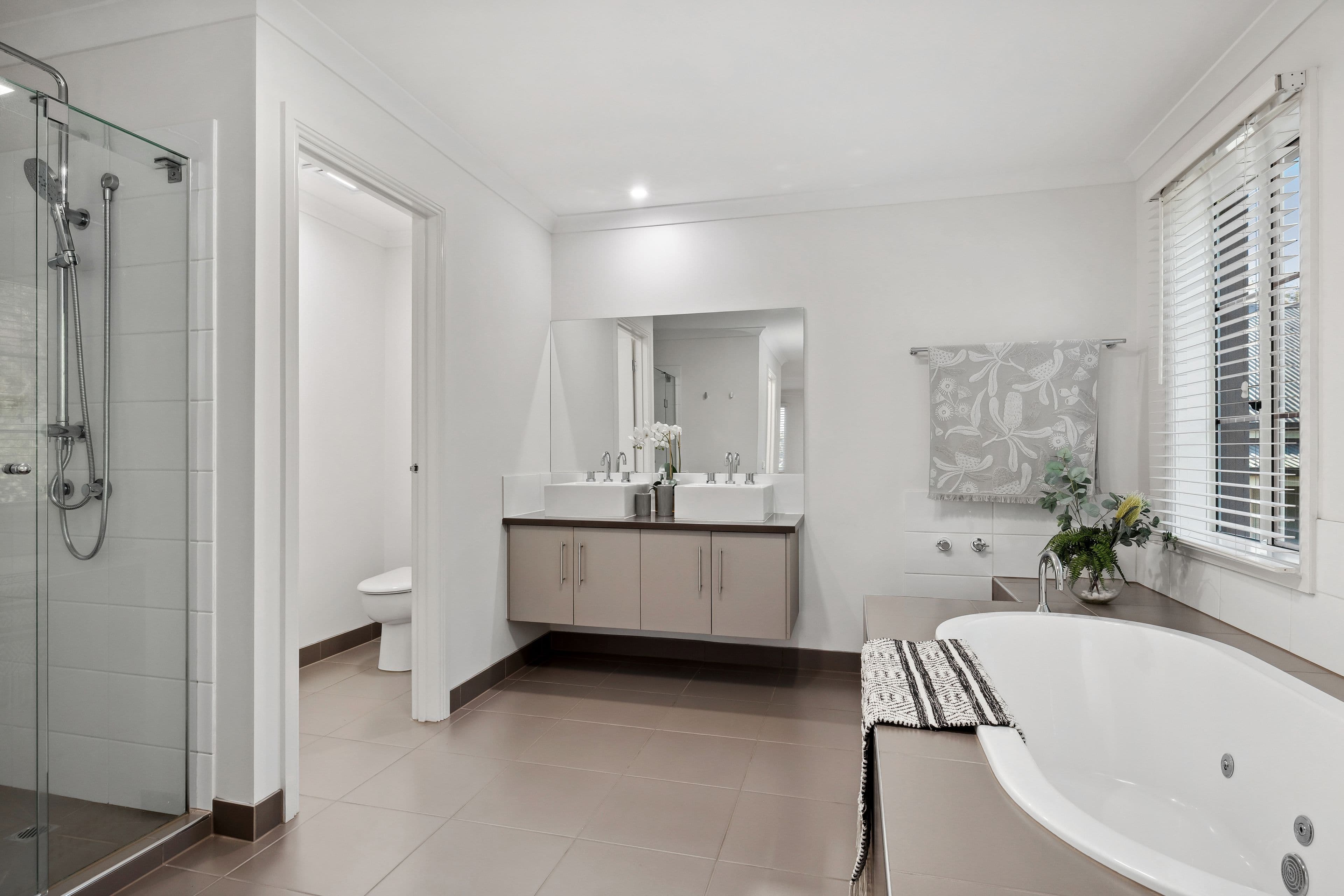 23 Tiverton Circuit, Mooroolbark VIC 3138, Mooroolbark - Thumbnail 8