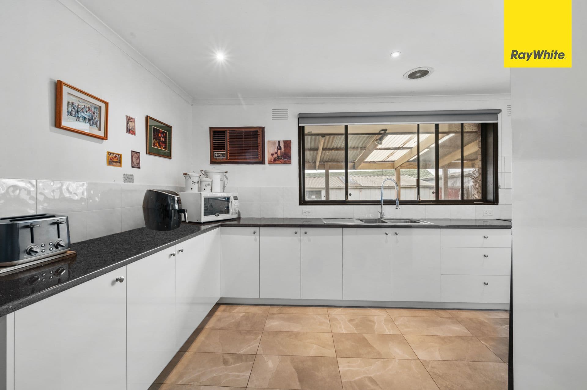 81 Centenary Avenue, Melton VIC 3337, Melton - Thumbnail 6