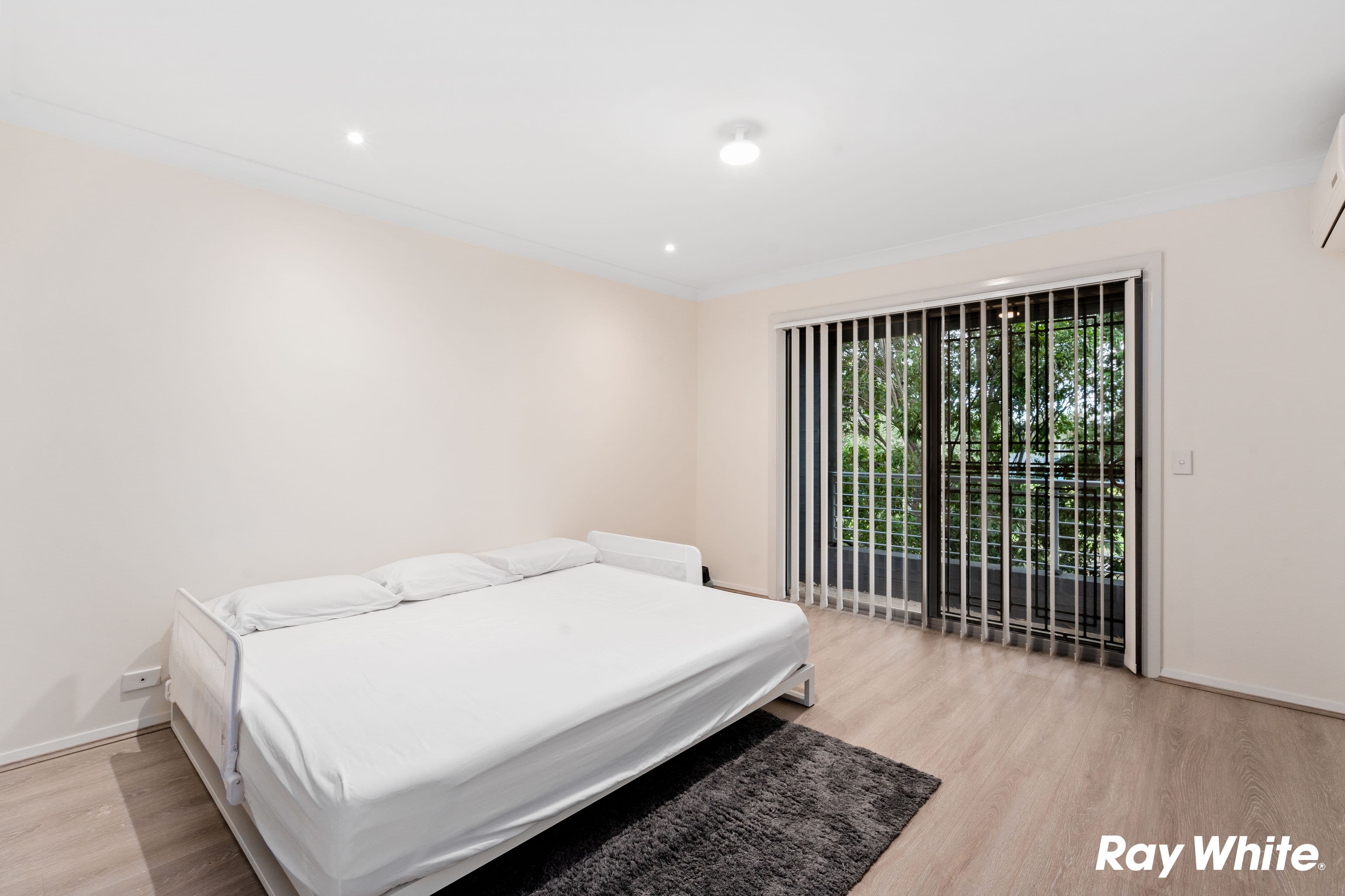 84 Stanhope Parkway, Stanhope Gardens NSW 2768, Stanhope Gardens - Thumbnail 6