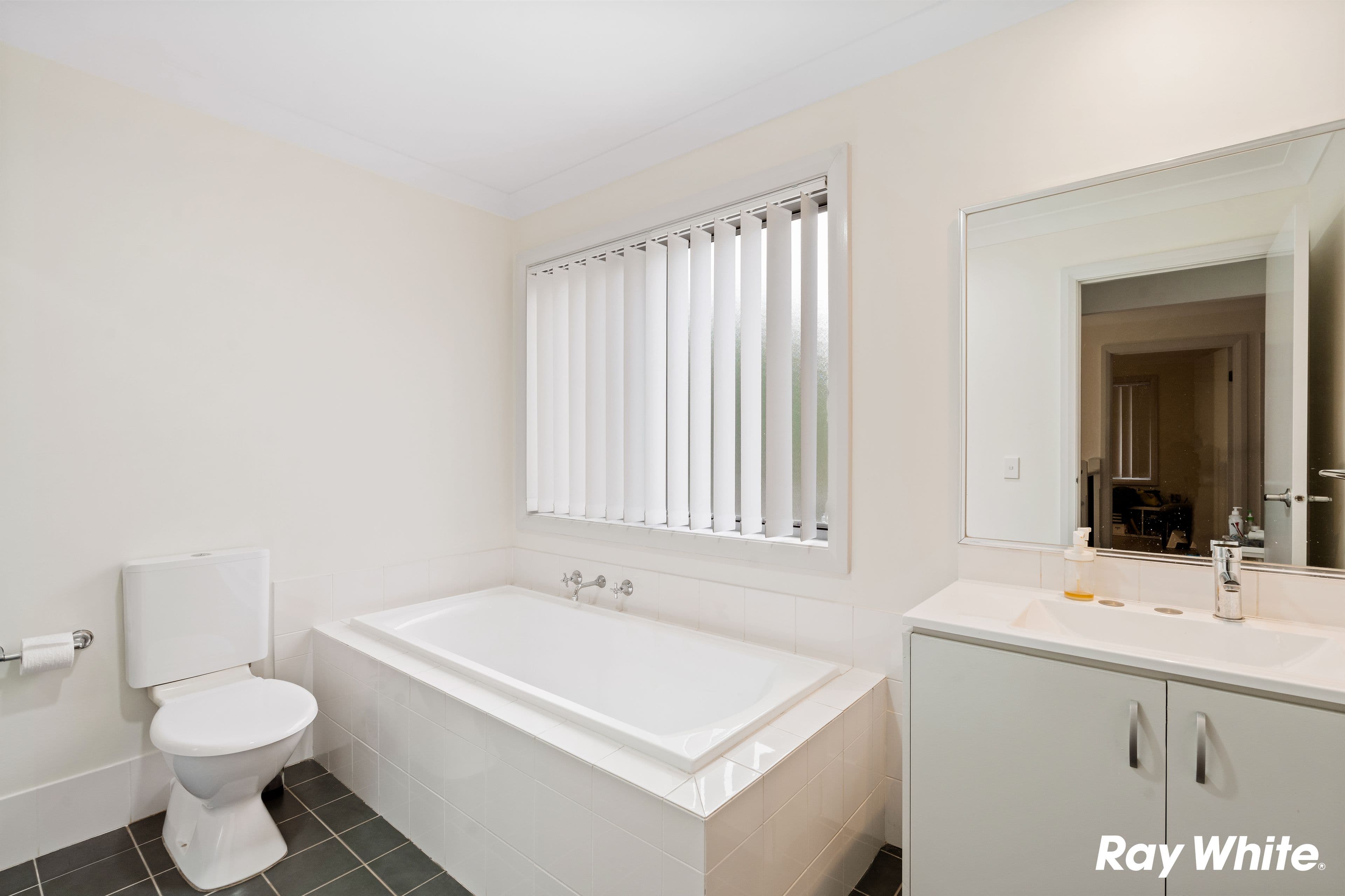 84 Stanhope Parkway, Stanhope Gardens NSW 2768, Stanhope Gardens - Thumbnail 8