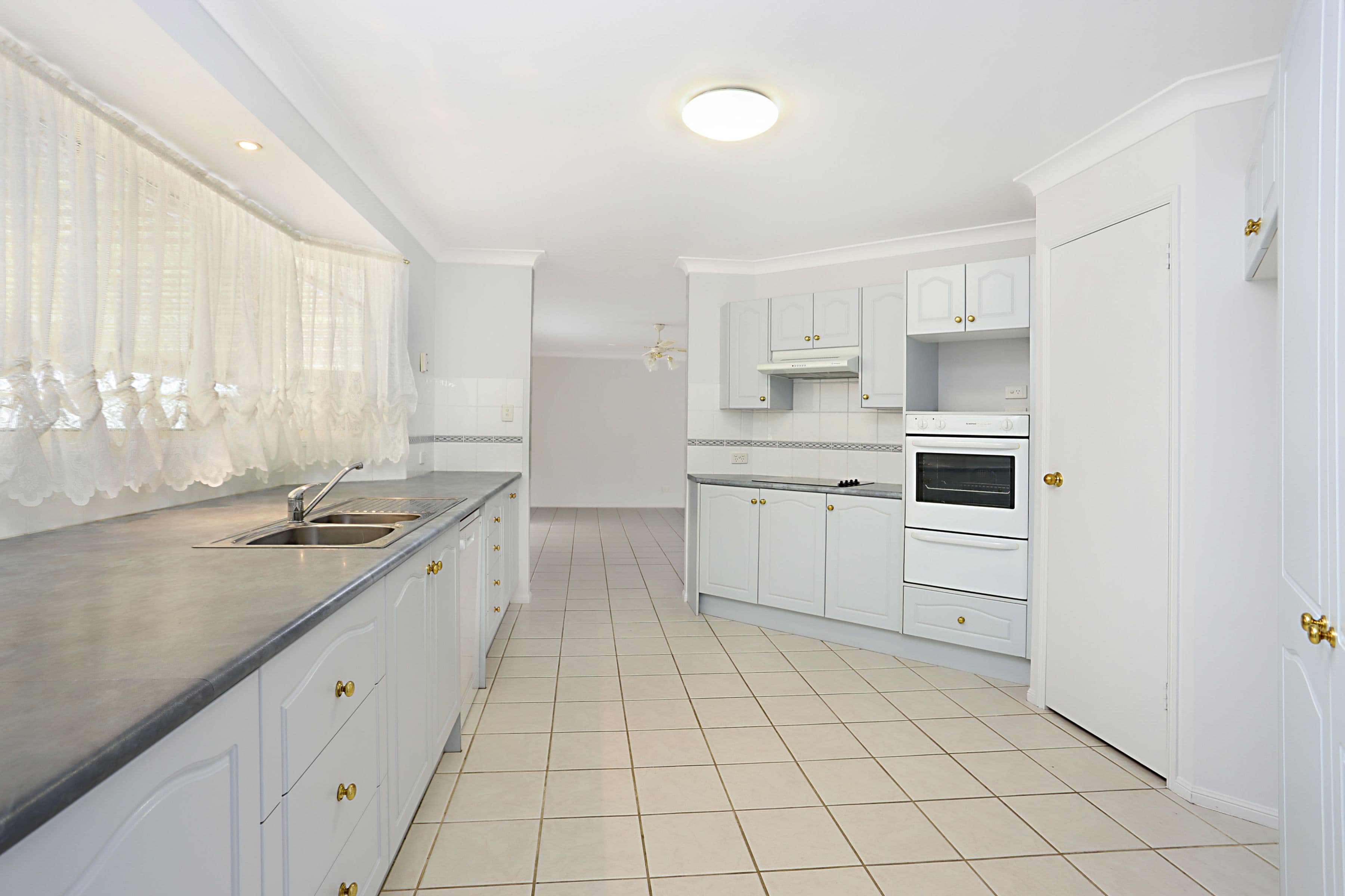 65 Sheriff Street, Clarence Town - Thumbnail 4