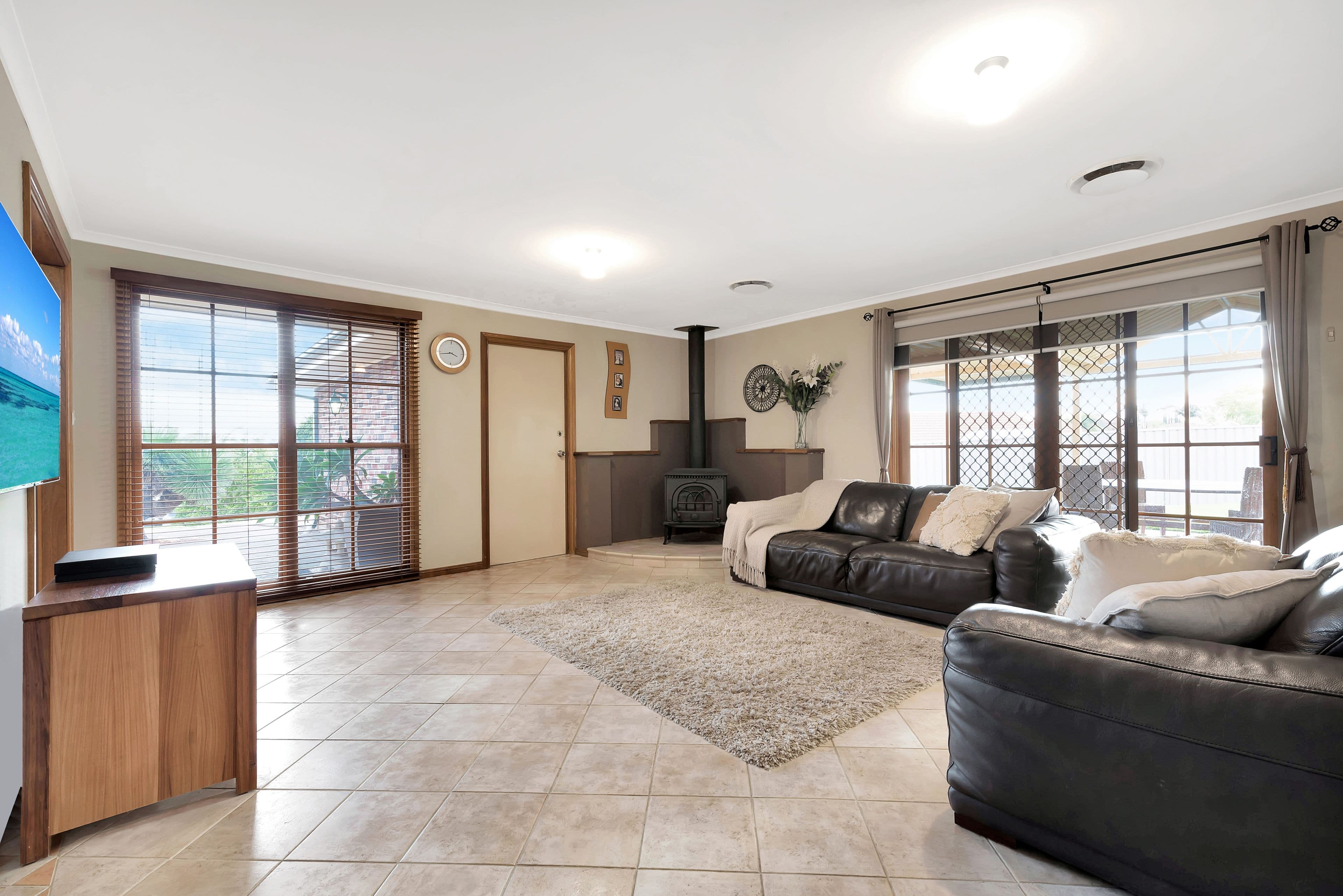 13 Dove Place, Hinchinbrook - Thumbnail 4