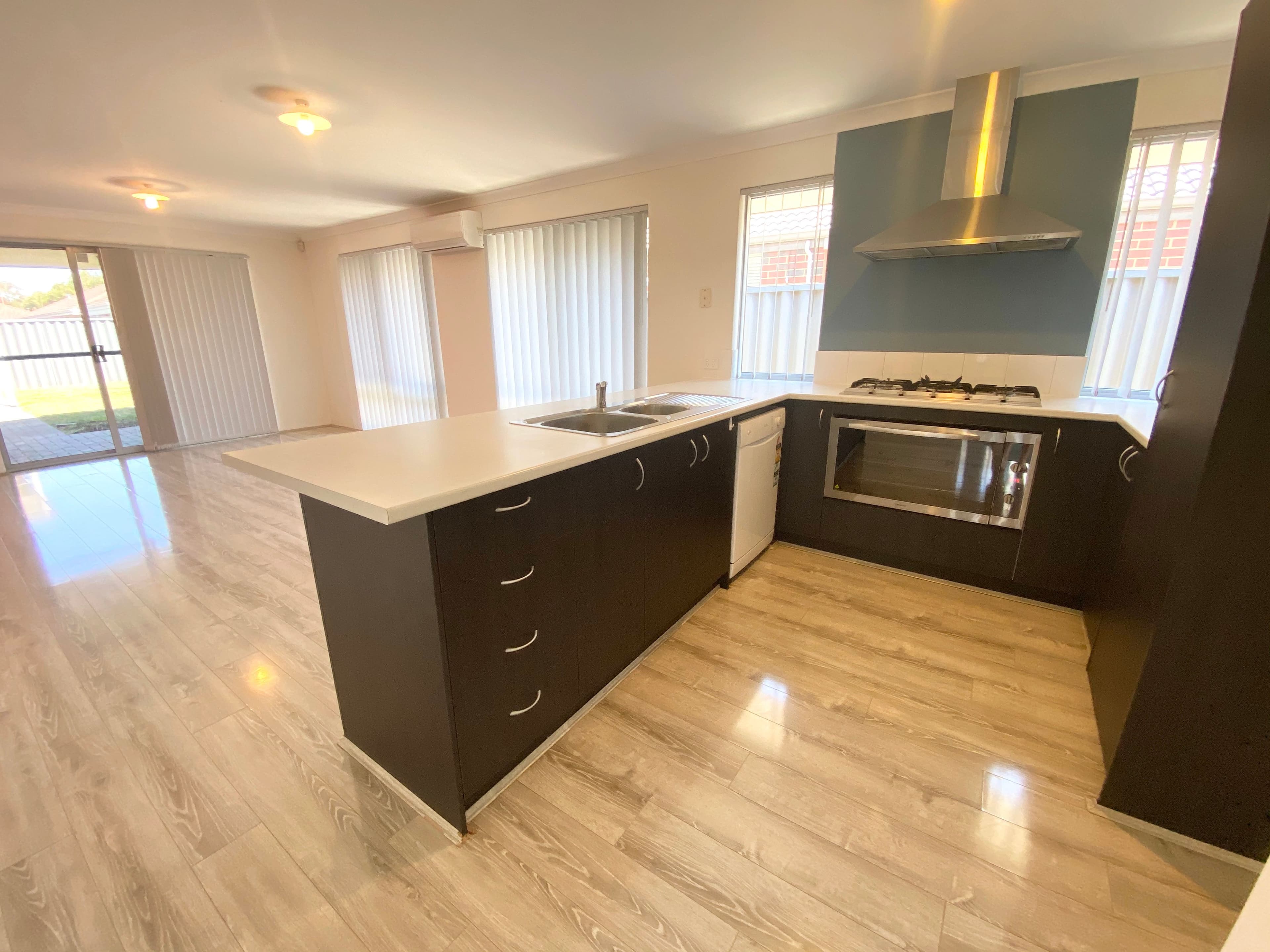 38 Claret Ash Boulevard, Baldivis WA 6171, Baldivis - Thumbnail 2