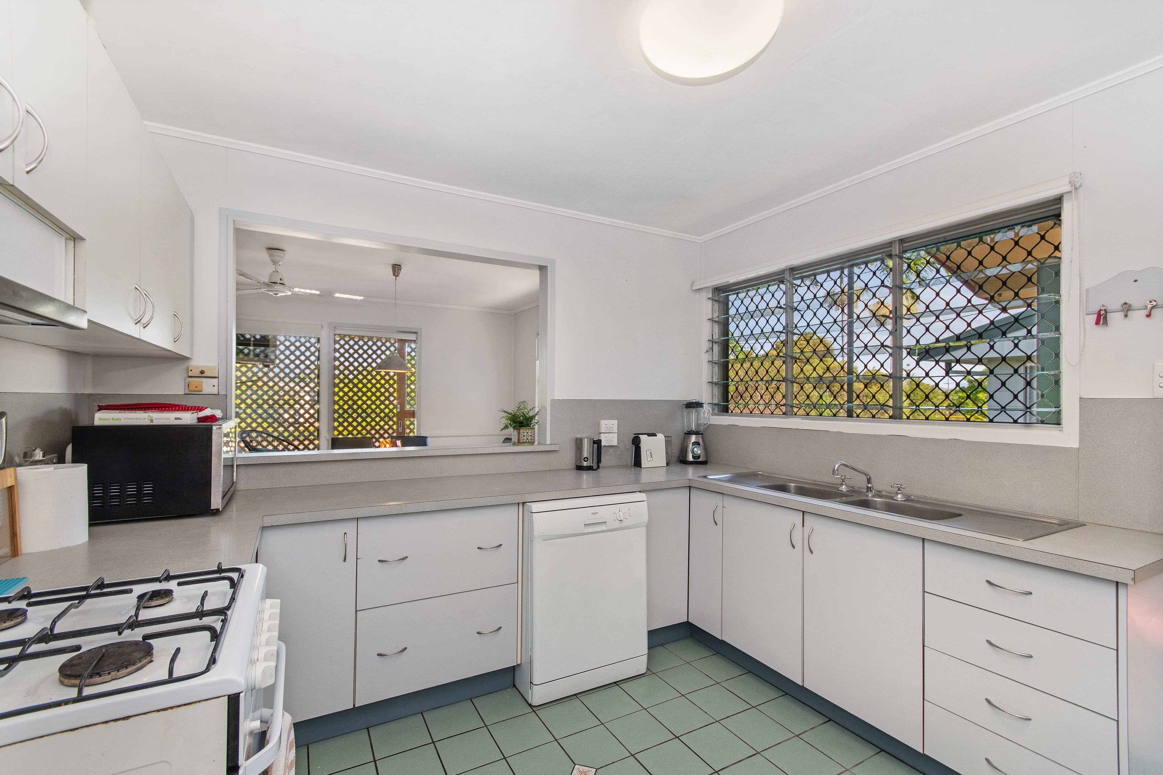 27 Nathan Street, Heatley QLD 4814, Heatley - Thumbnail 2