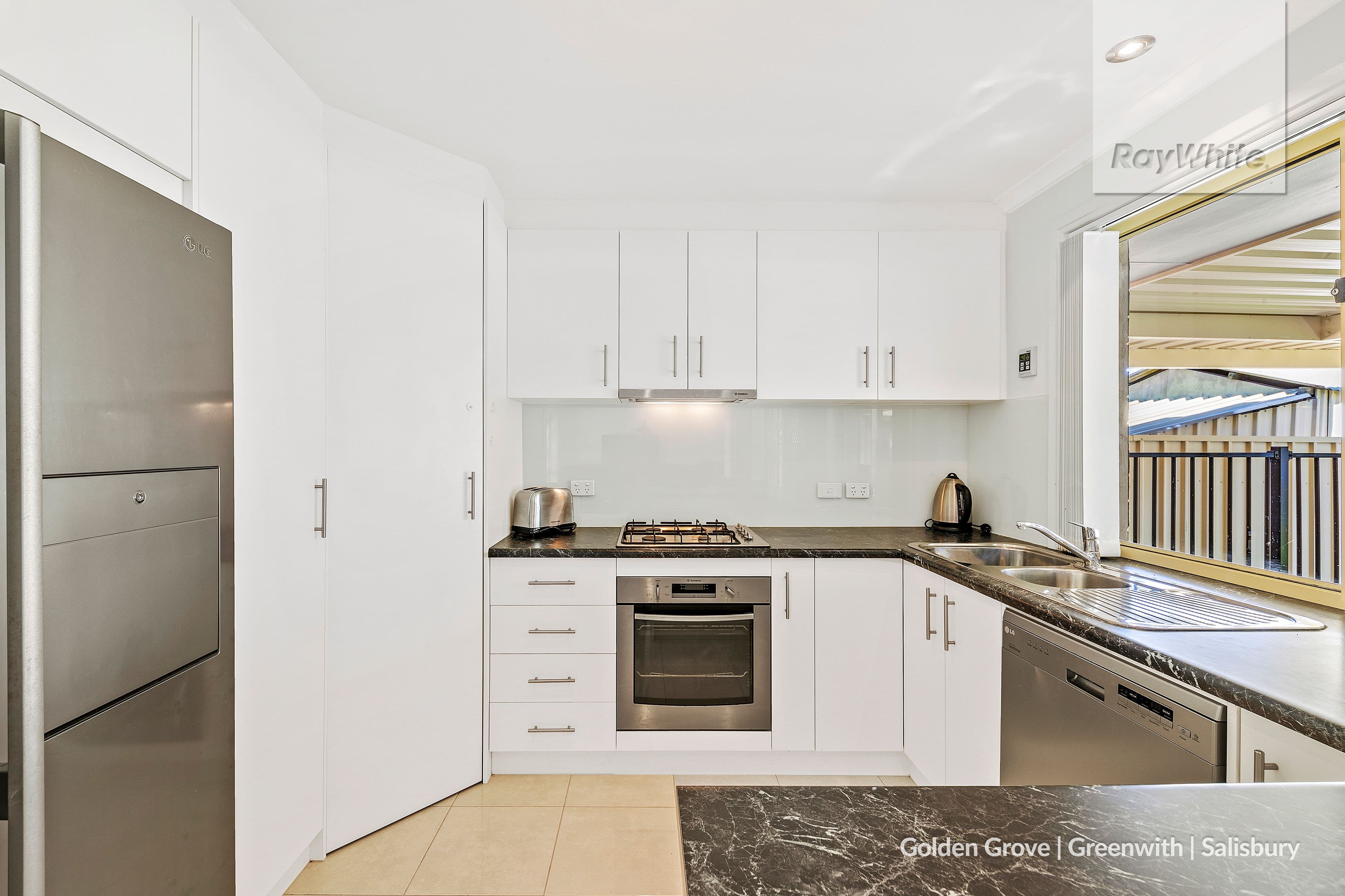 24 Chartwell Crescent, Paralowie SA 5108, Paralowie - Thumbnail 4