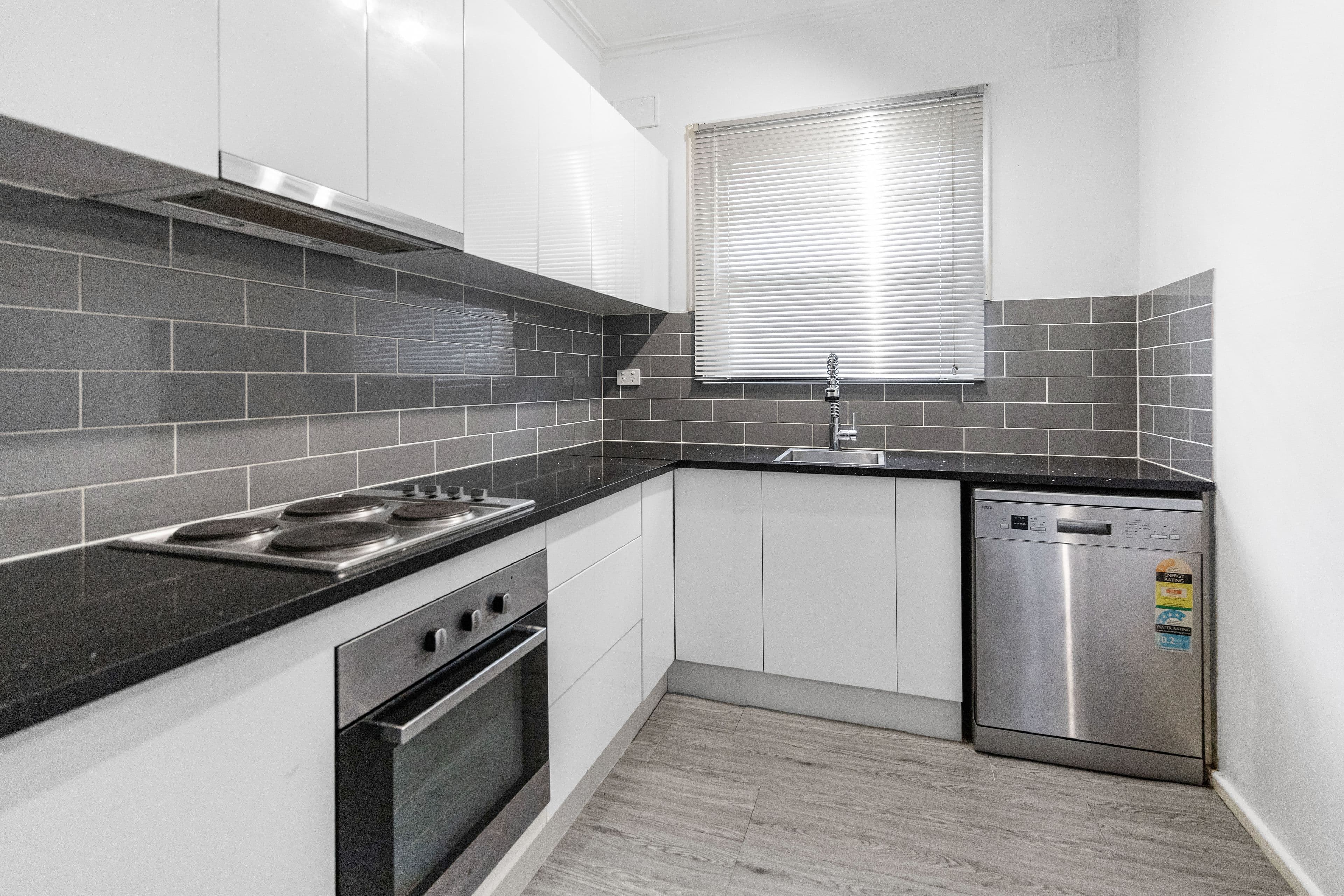 12 Durdin Street, Elizabeth Vale SA 5112, Elizabeth Vale - Thumbnail 4