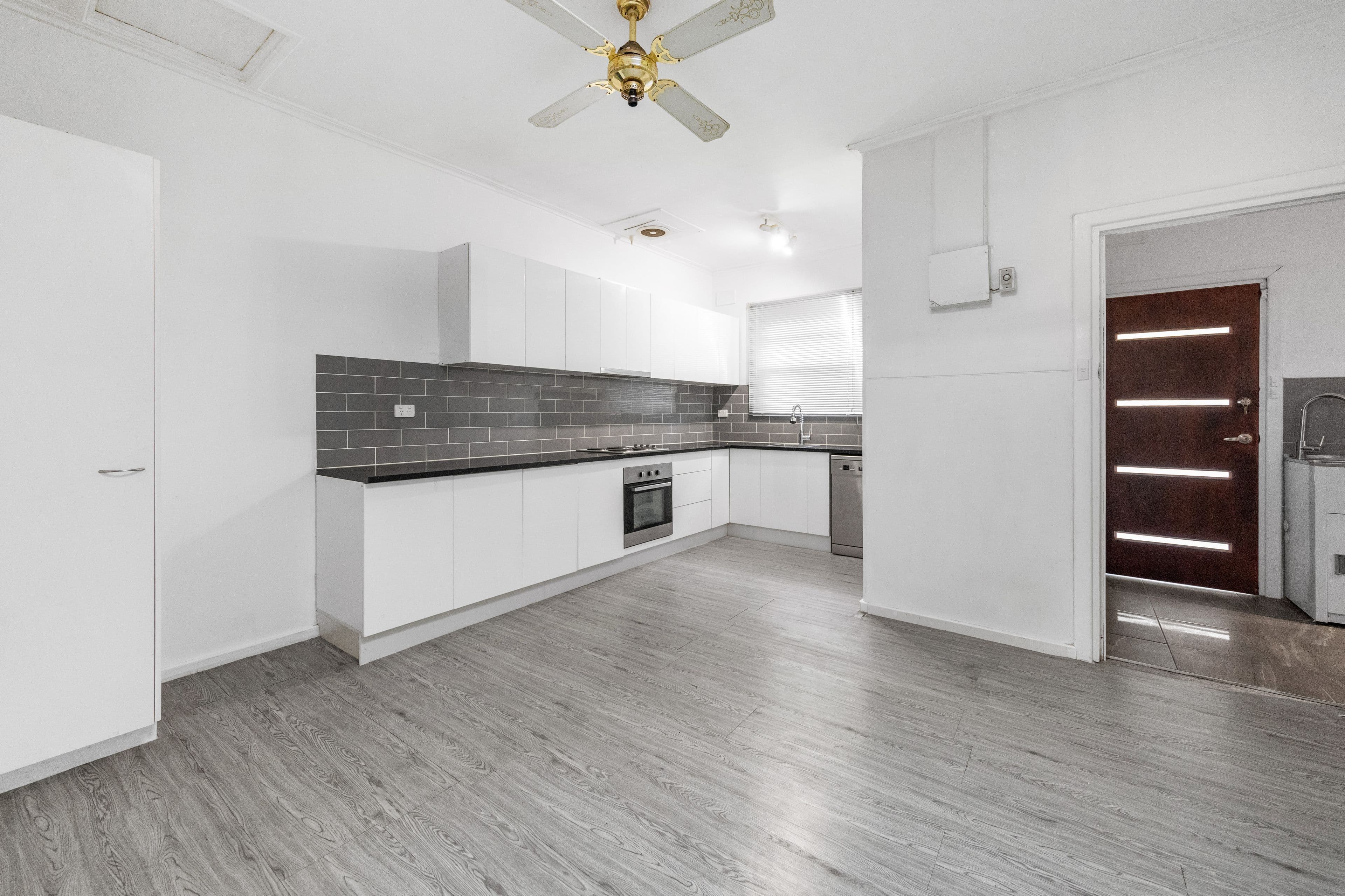 12 Durdin Street, Elizabeth Vale SA 5112, Elizabeth Vale - Thumbnail 5