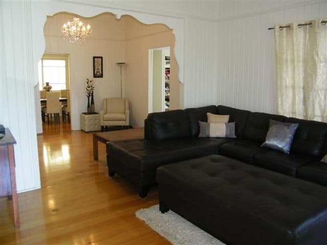 39 Agnes Street, SOUTH GLADSTONE QLD 4680, South Gladstone - Thumbnail 2