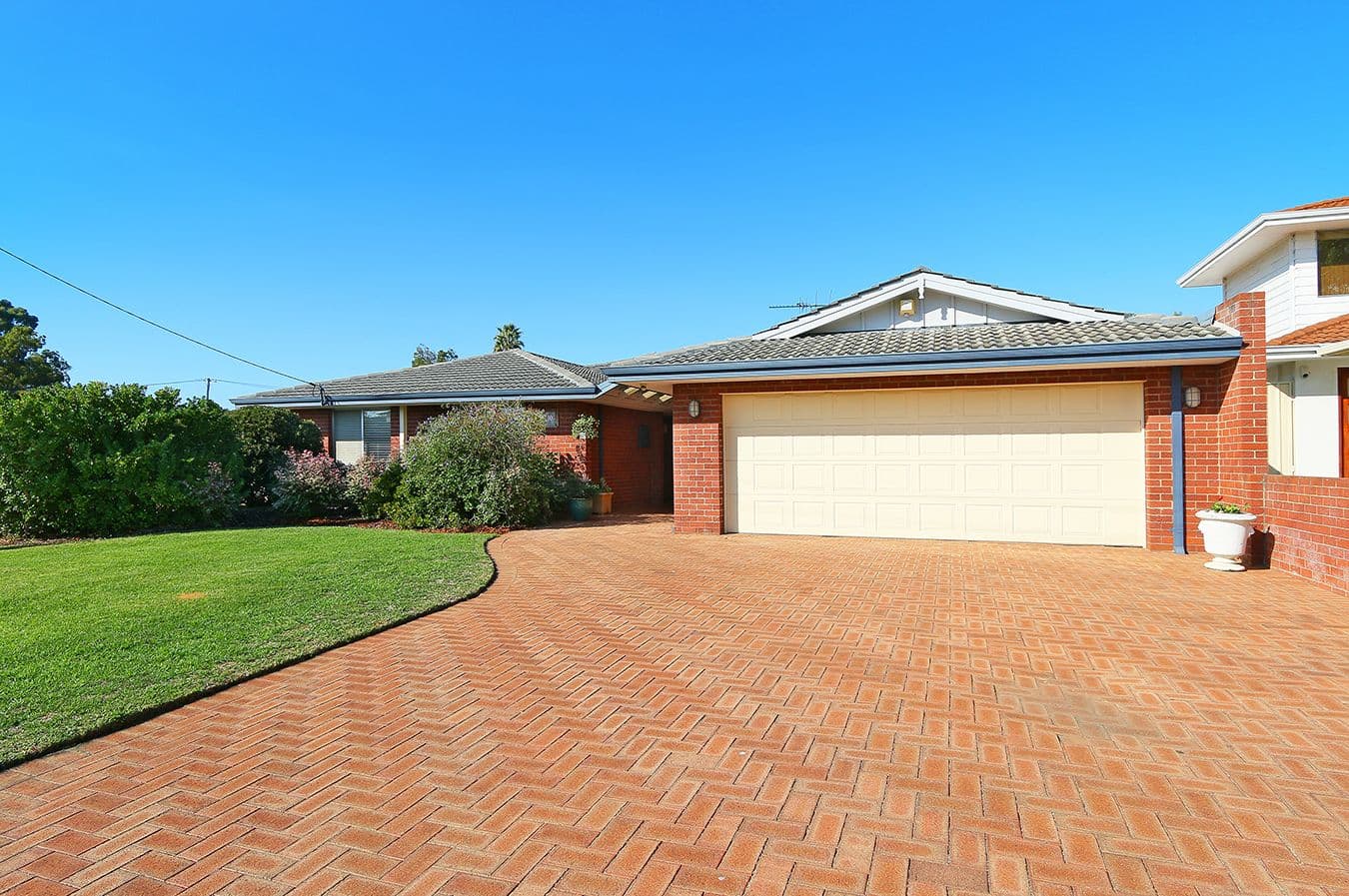 10 Kidson Street, Kardinya WA 6163, Kardinya - Image 1