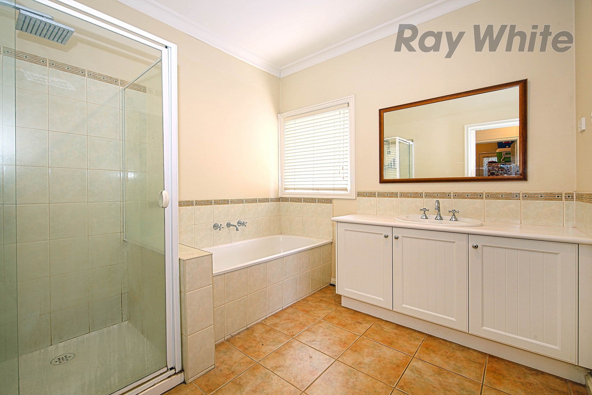 23 Dolphin Crescent, Point Cook VIC 3030, Point Cook - Thumbnail 4
