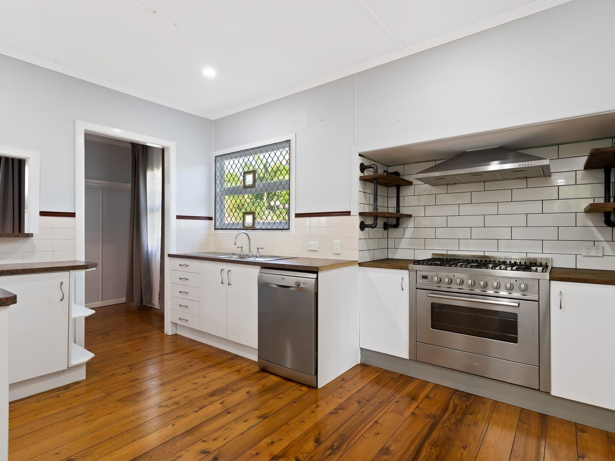 6 Dowling Drive, Southport QLD 4215, Southport - Image 1