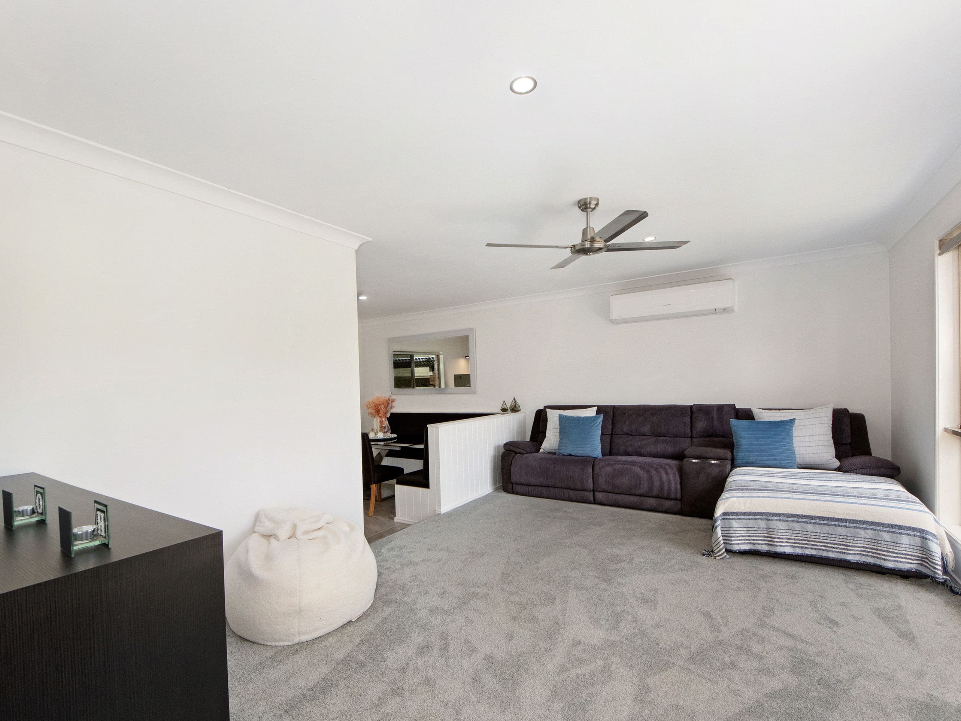 15 Barradine Crescent, Helensvale QLD 4212, Helensvale - Thumbnail 6