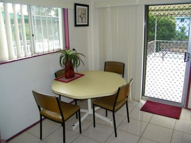 32 Penda Avenue, NEW AUCKLAND QLD 4680, New Auckland - Thumbnail 4
