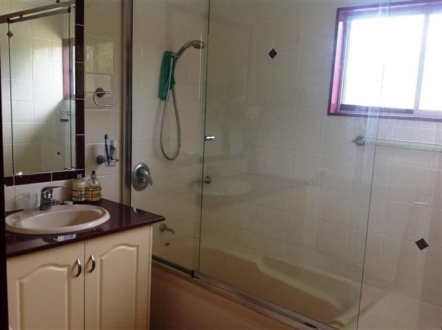 32 Penda Avenue, NEW AUCKLAND QLD 4680, New Auckland - Thumbnail 5