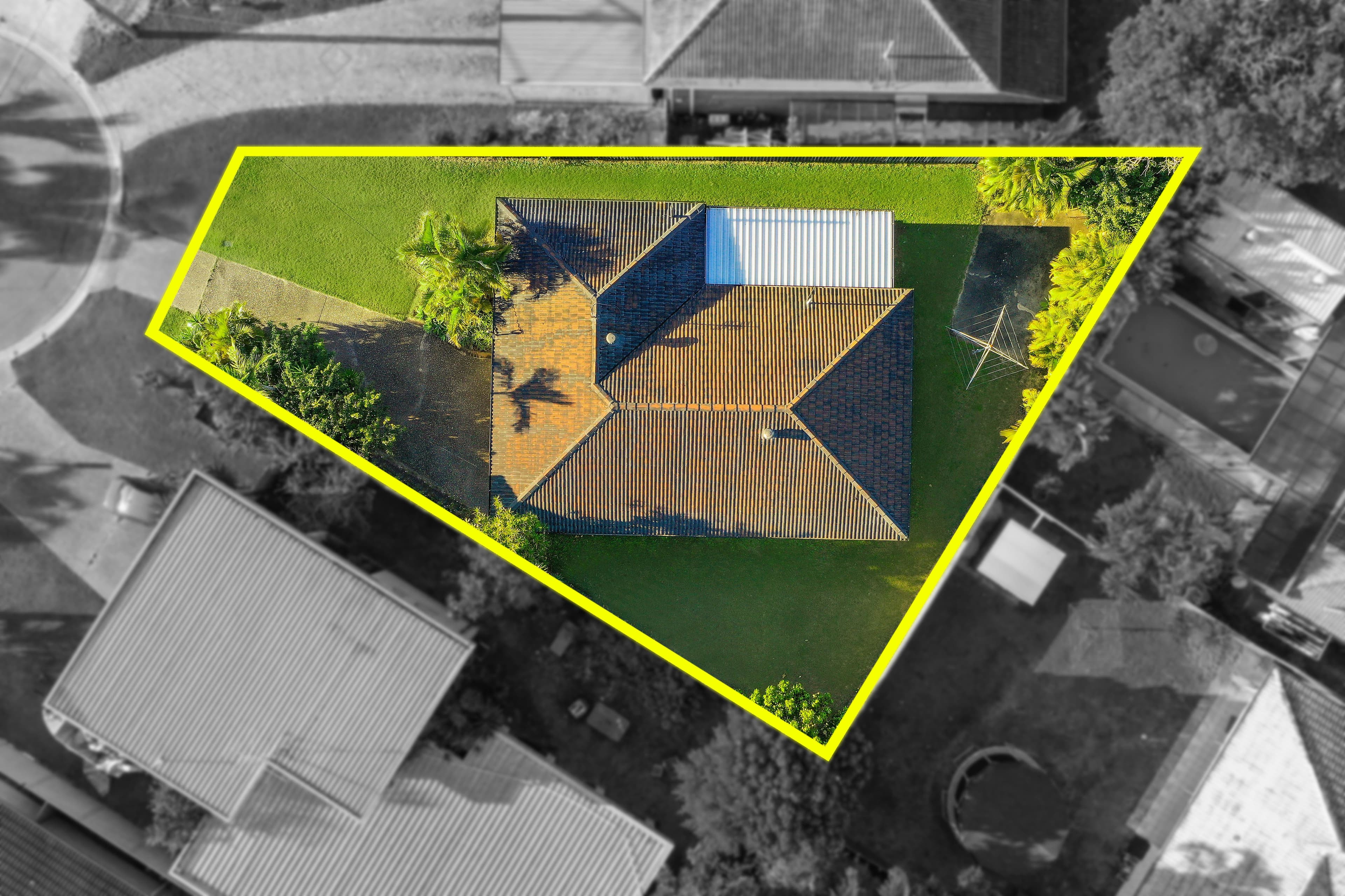 11 Chianti Avenue, Mermaid Waters QLD 4218, Mermaid Waters - Thumbnail 4