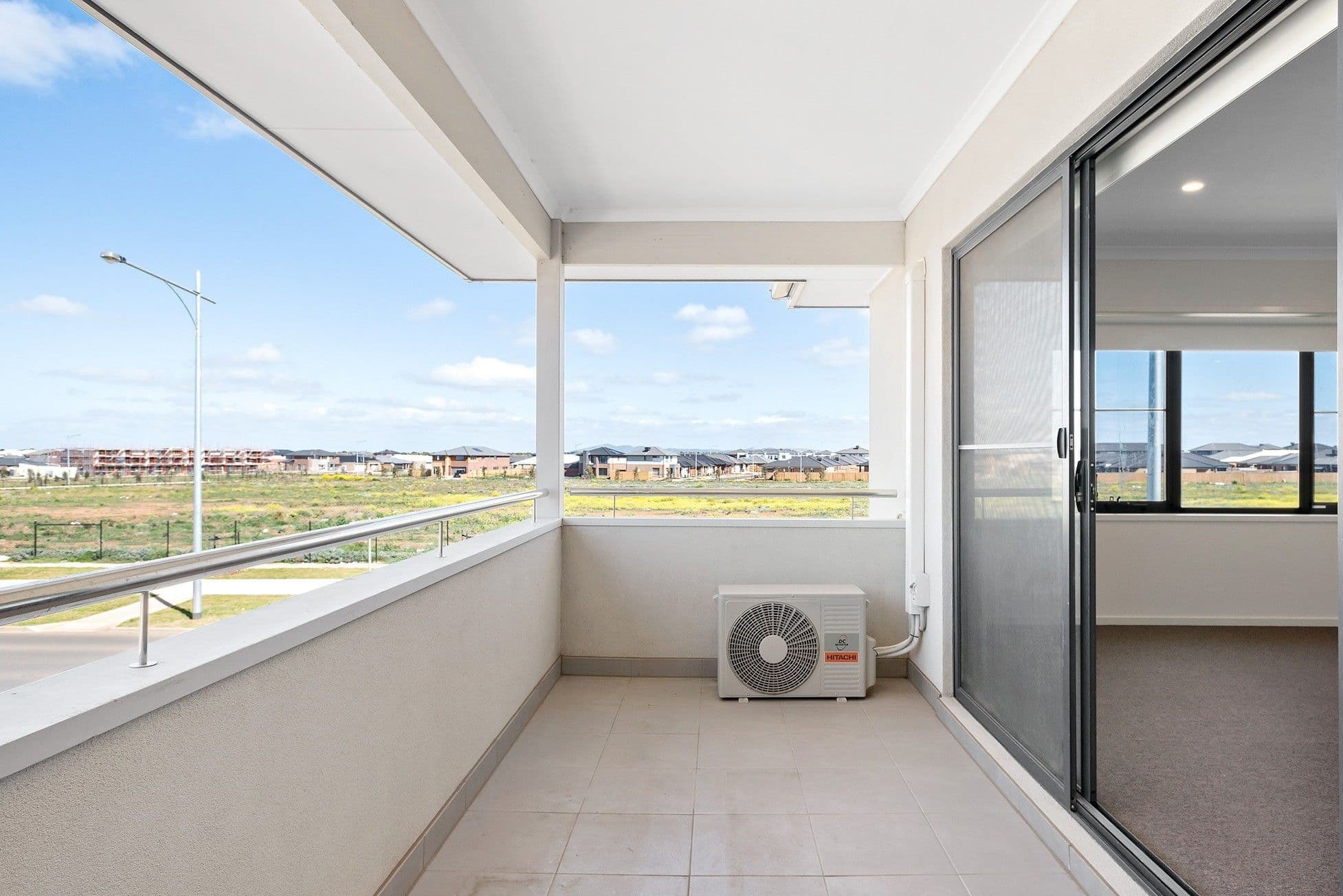 35 Treeve Parkway, Werribee VIC 3030, Werribee - Thumbnail 4