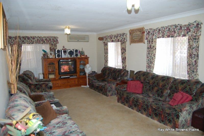23  Allspice Street, CRESTMEAD QLD 4132, Crestmead - Thumbnail 2