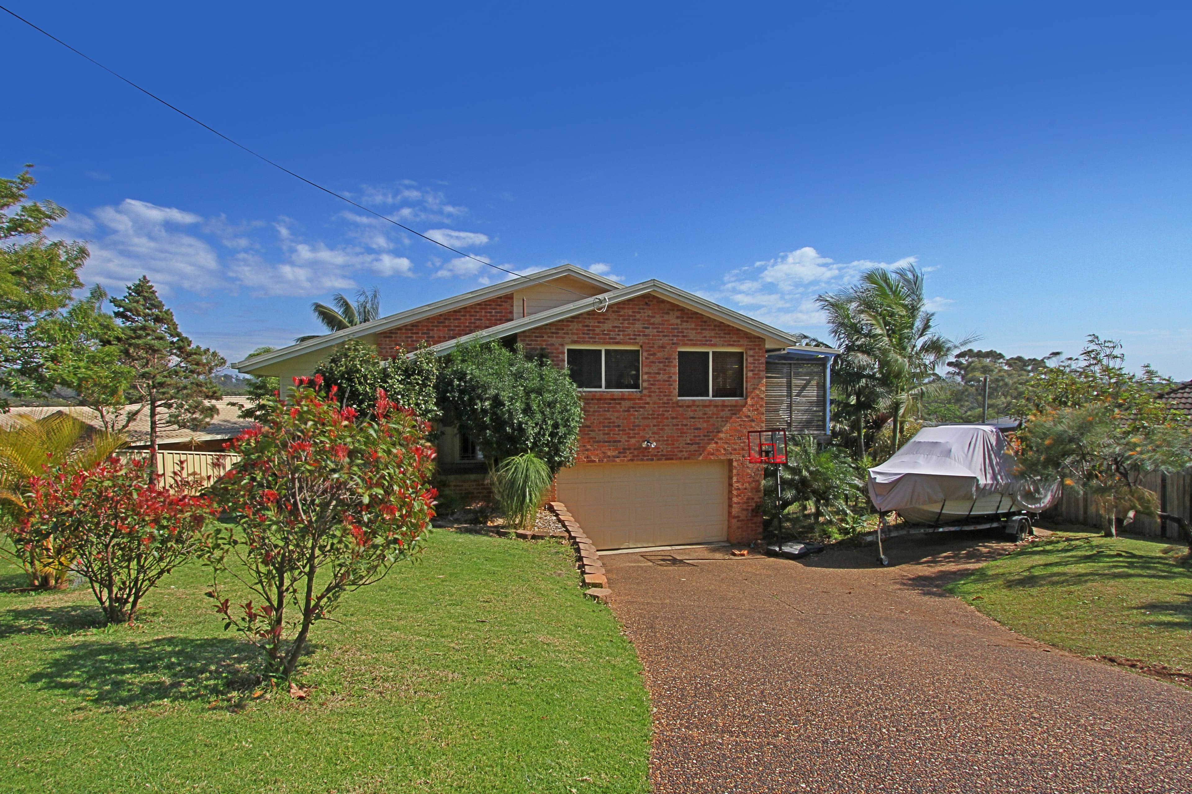 62 Pengana Crescent, Mollymook - Image 1