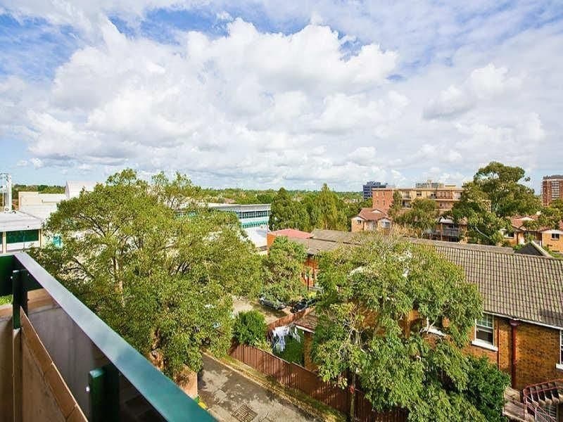 18/2 Everton Road, Strathfield - Thumbnail 5