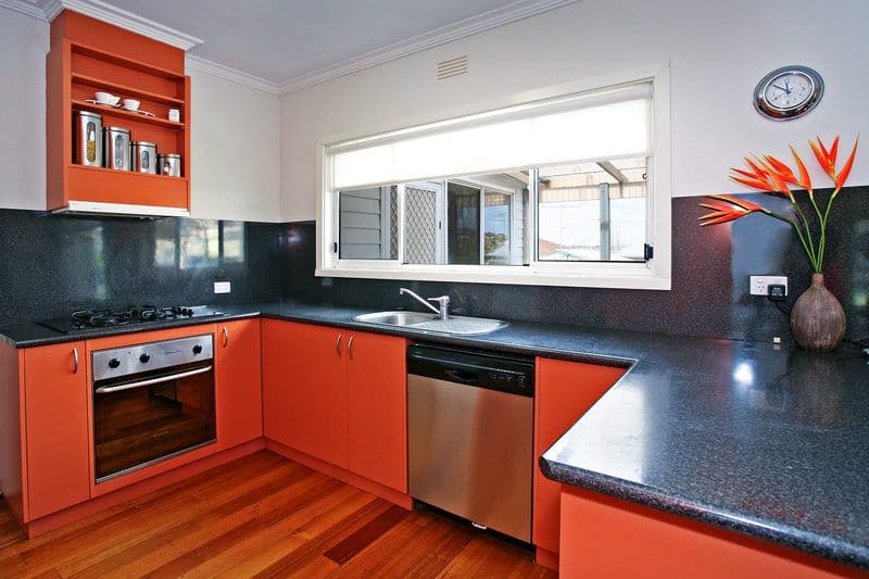 19 Ardlui Drive, NEWTOWN VIC 3220, Newtown - Thumbnail 2