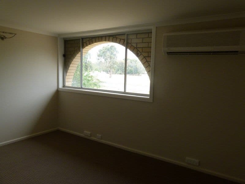 14 Bedgerabong Road, FORBES NSW 2871, Forbes - Thumbnail 4