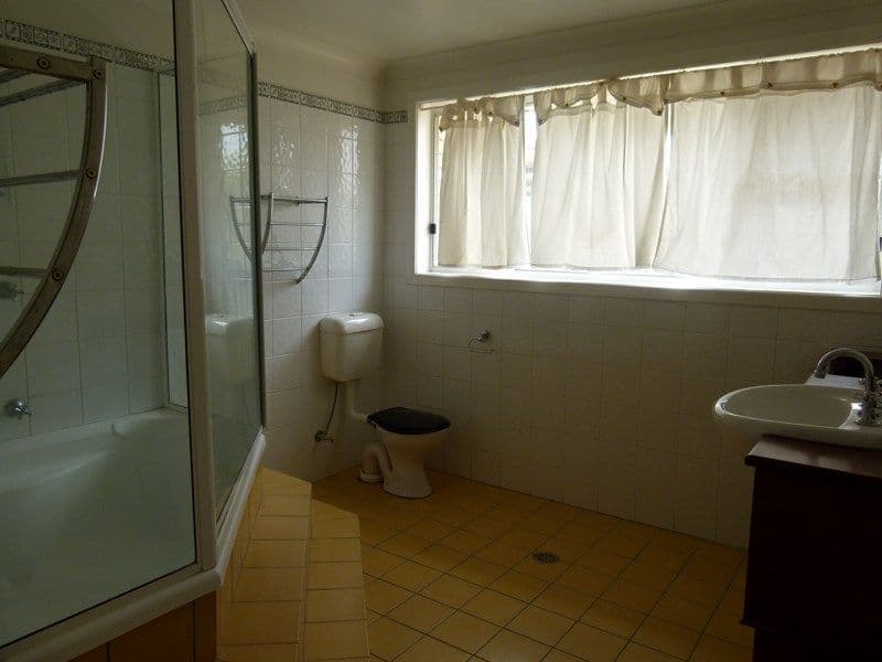 14 Bedgerabong Road, FORBES NSW 2871, Forbes - Thumbnail 5